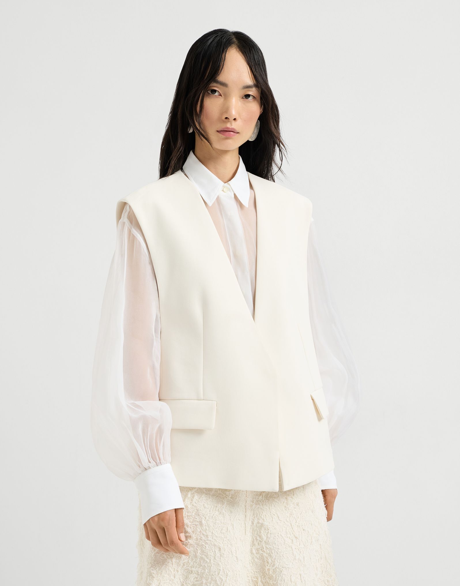 Sleeveless vest