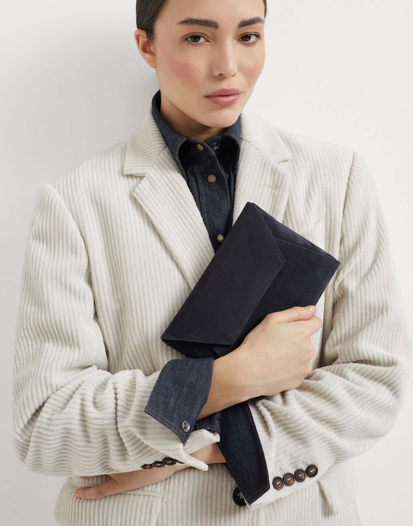 Small Leather Goods - Editorial view - View Full Screen