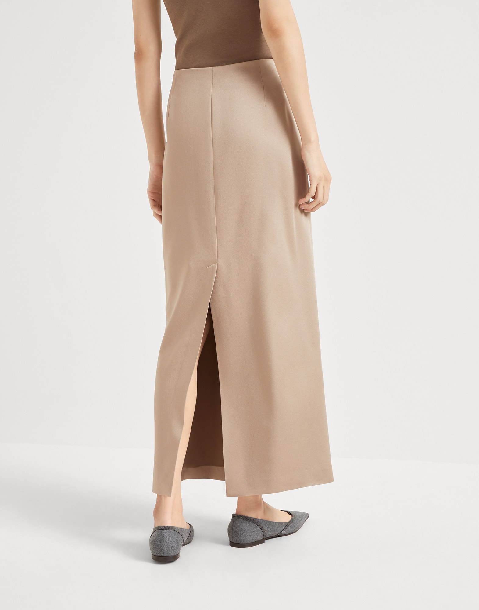 中长裙 - 背面视角 - 正面观看 - 全屏观看