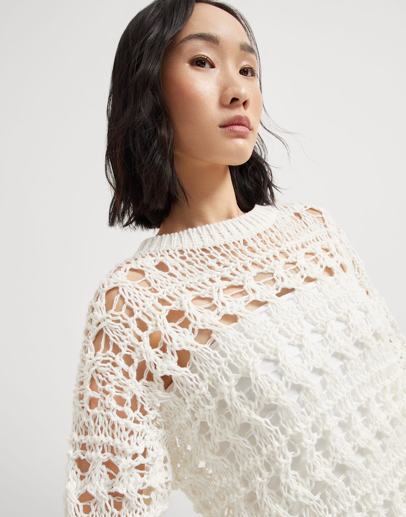 Круглый вырез - Детальный вид - Посмотреть во весь экран