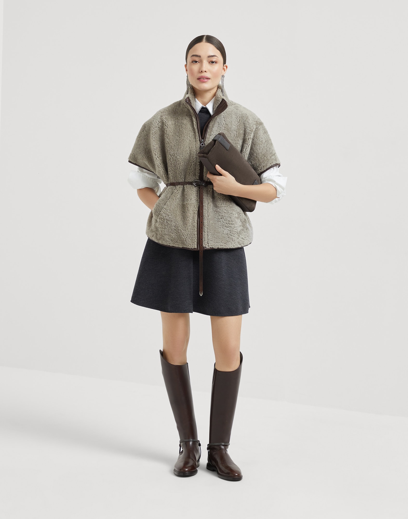 短连衣裙 - 全身视角 - 正面观看 - 全屏观看