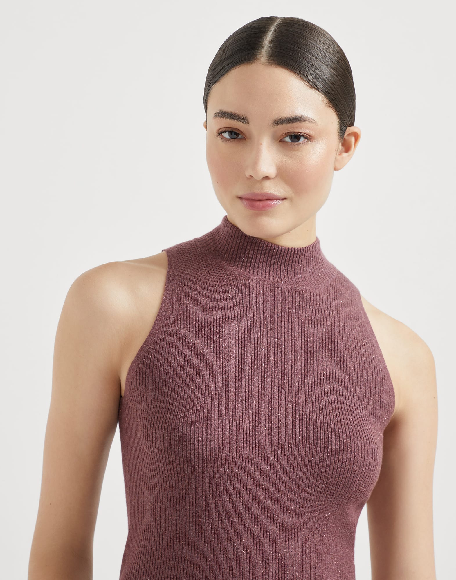 Knitted Poncho - Detail view - View Full Screen