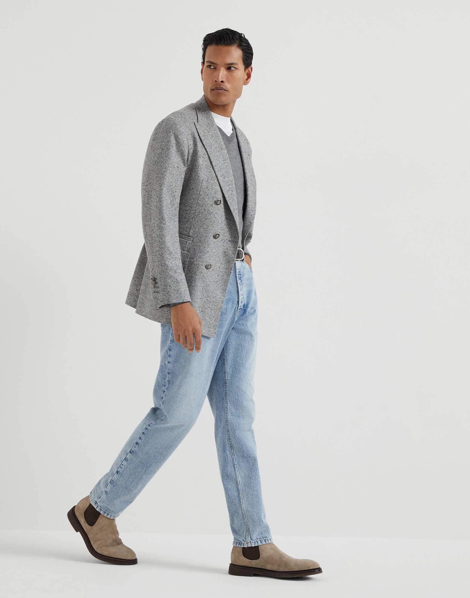 V-neck - Full look - View Full Screen