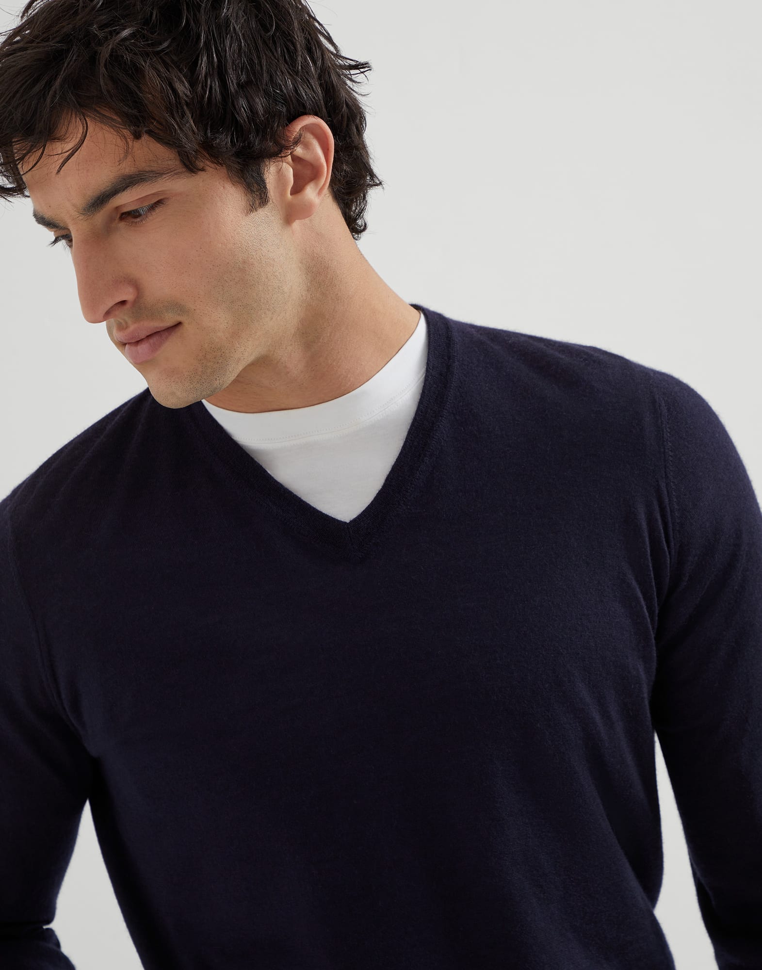 V-neck - Detail view - View Full Screen
