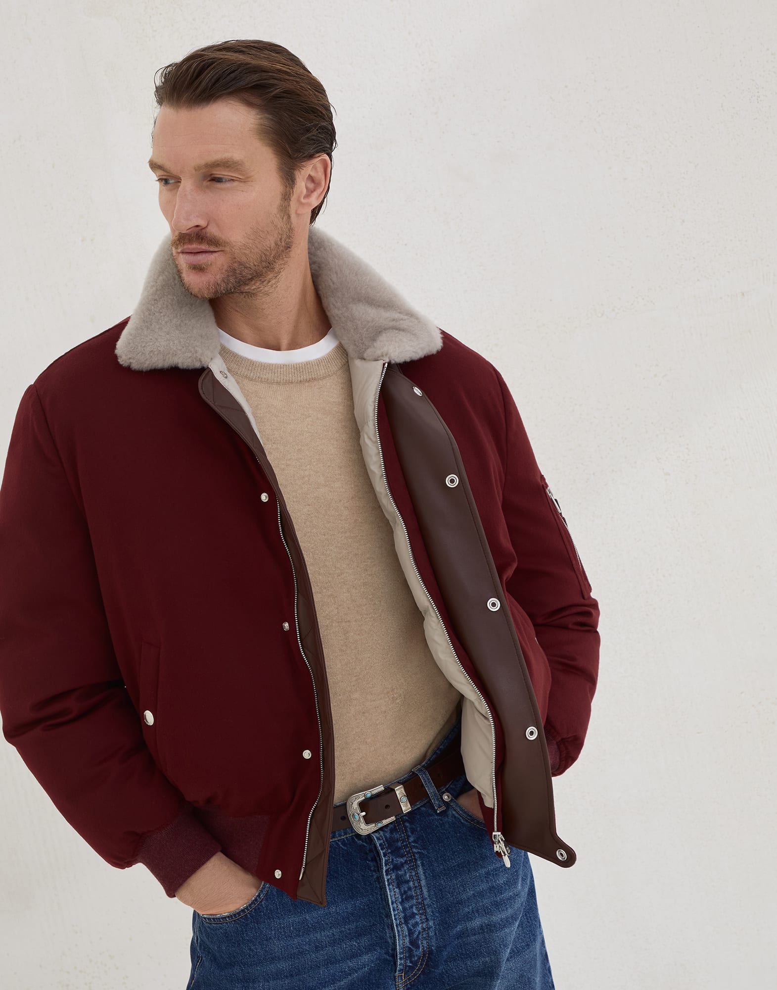 Crewneck - Editorial view - View Full Screen