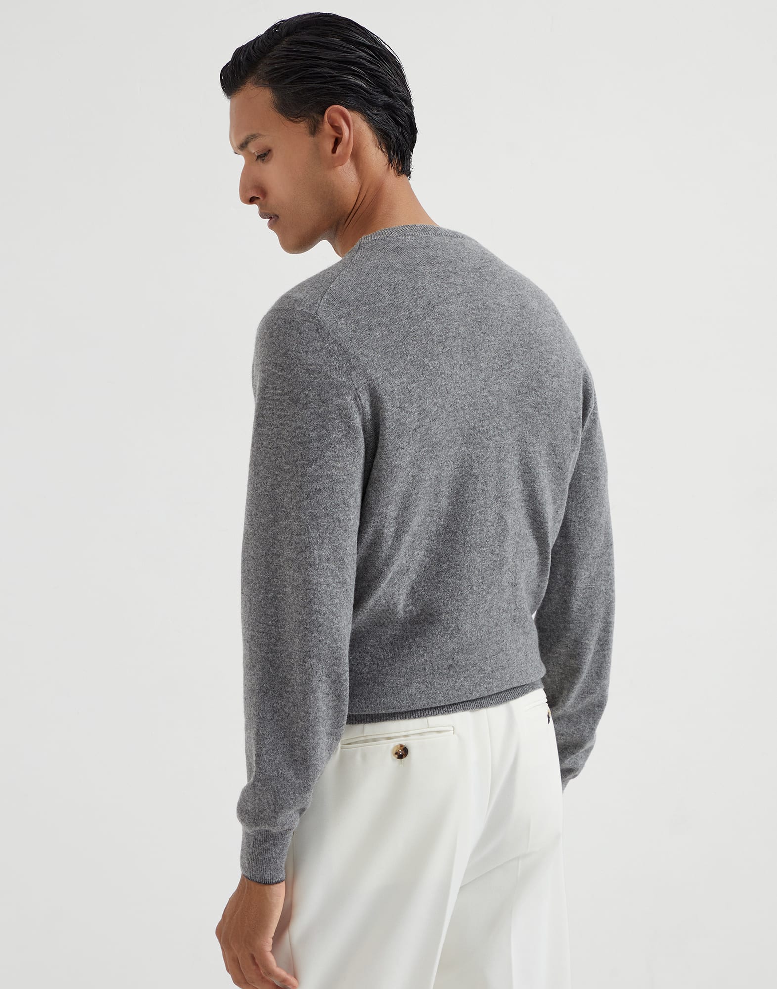 メンズ 向け ダークグレー カシミヤセーター | Brunello Cucinelli メンズ 向け ダークグレー カシミヤセーター | Brunello Cucinelli