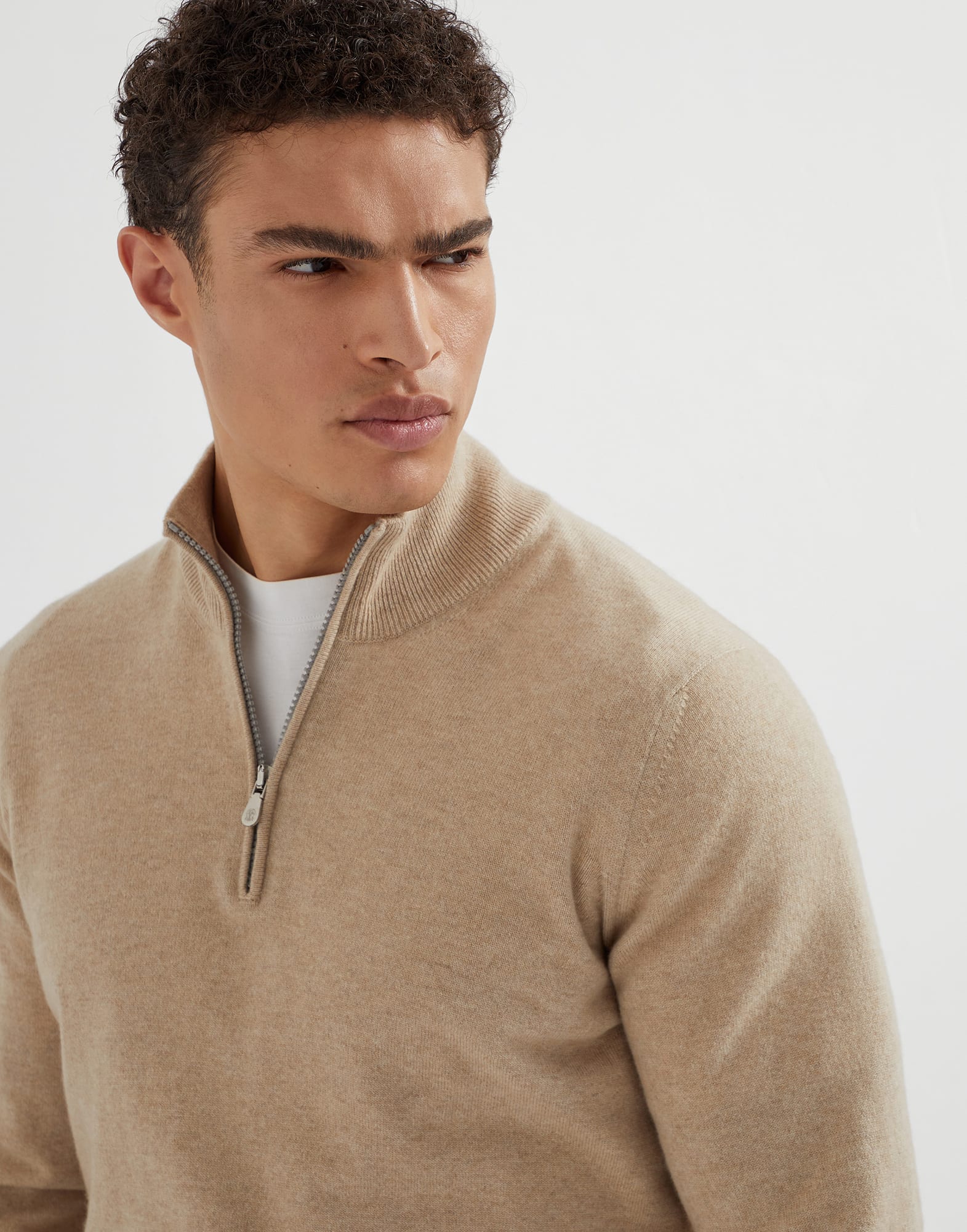 Pull avec Ouverture par Zip - Vue détail - Afficher en plein écran