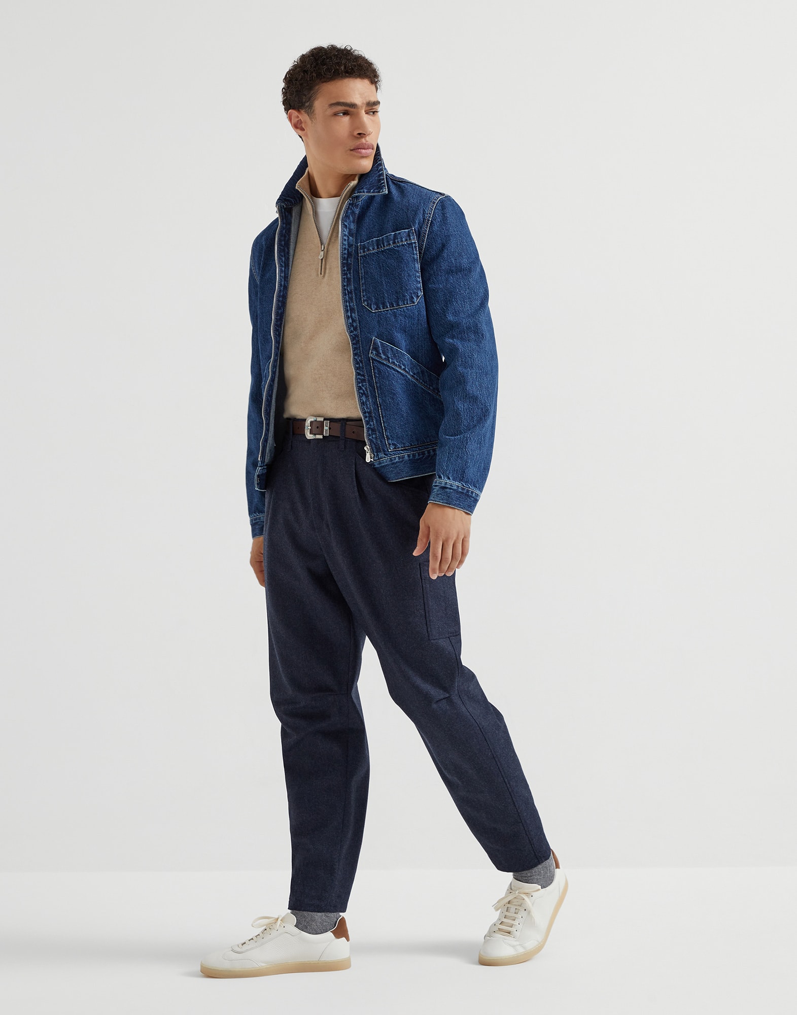 Pull avec Ouverture par Zip - Vue tenue complète - Afficher en plein écran