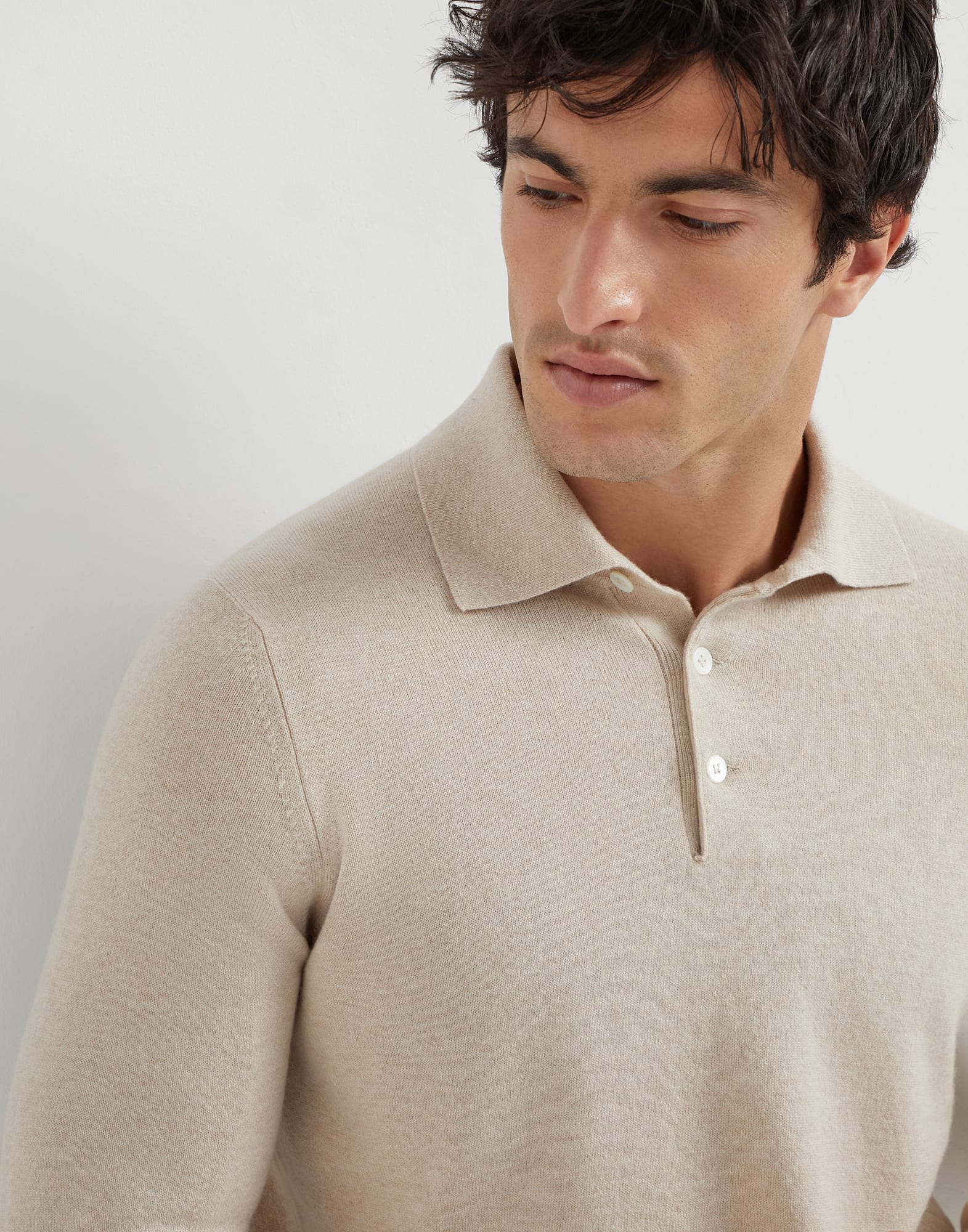 Pullover mit Polokragen - Detailansicht - Vollbildmodus