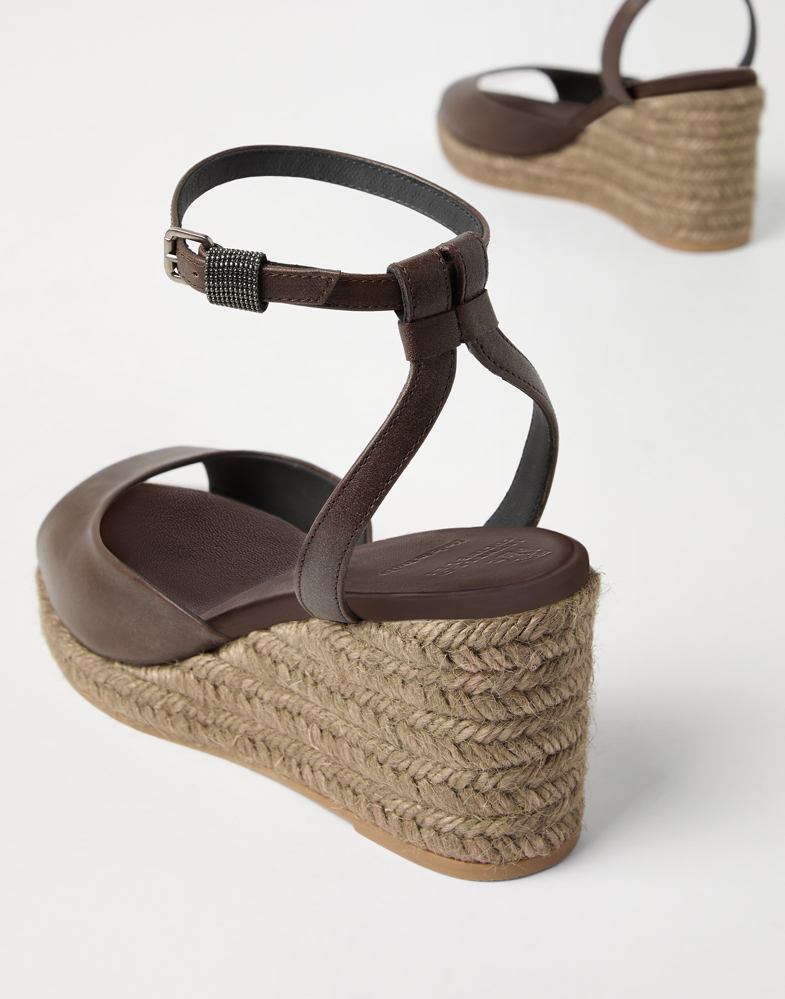 На высоком каблуке - Детальный вид - Посмотреть во весь экран