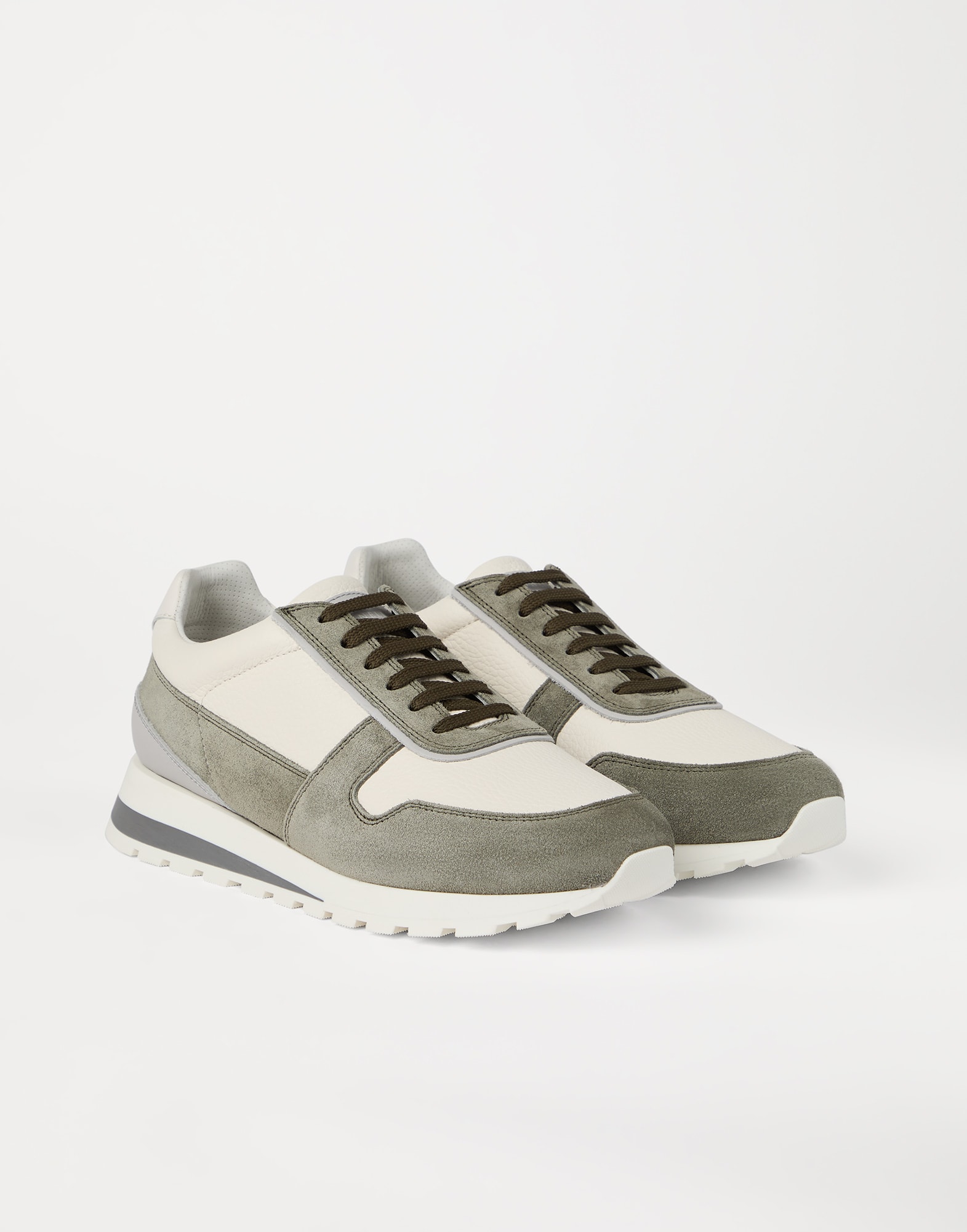 ランニングシューズ - 前 - 全画面表示