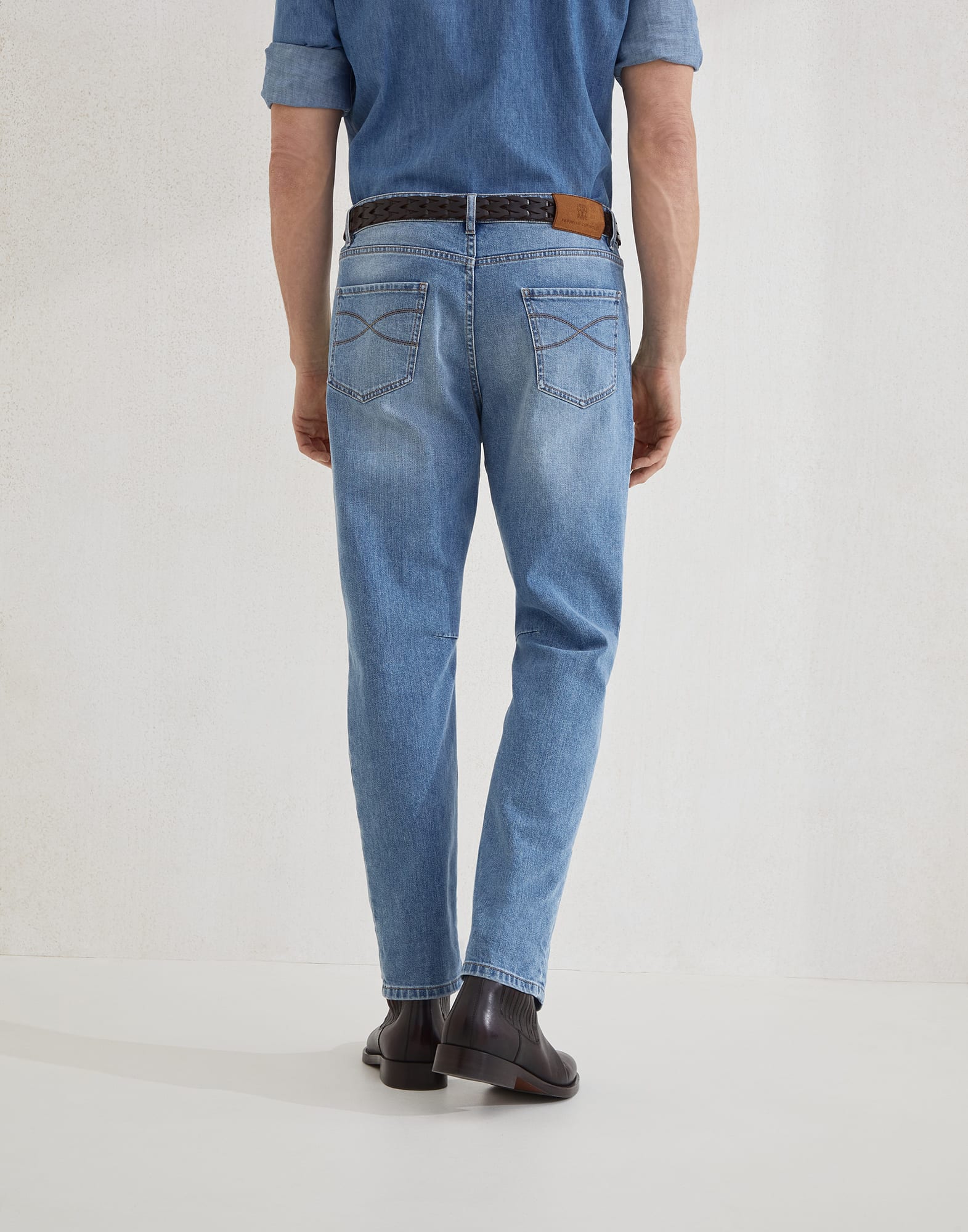 五口袋牛仔裤 - 背面视角 - 正面观看 - 全屏观看