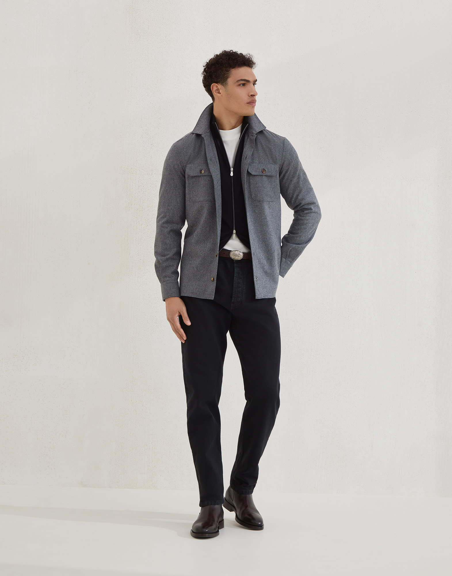 Easy - Vue tenue complète - Afficher en plein écran