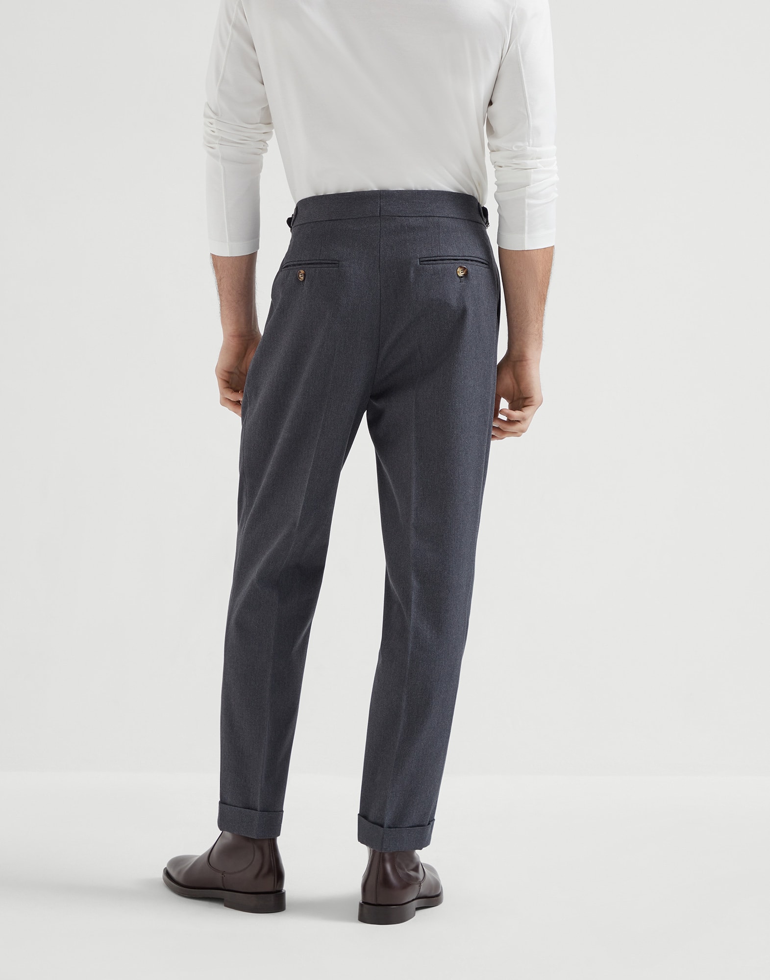 打褶裤 - 背面视角 - 正面观看 - 全屏观看