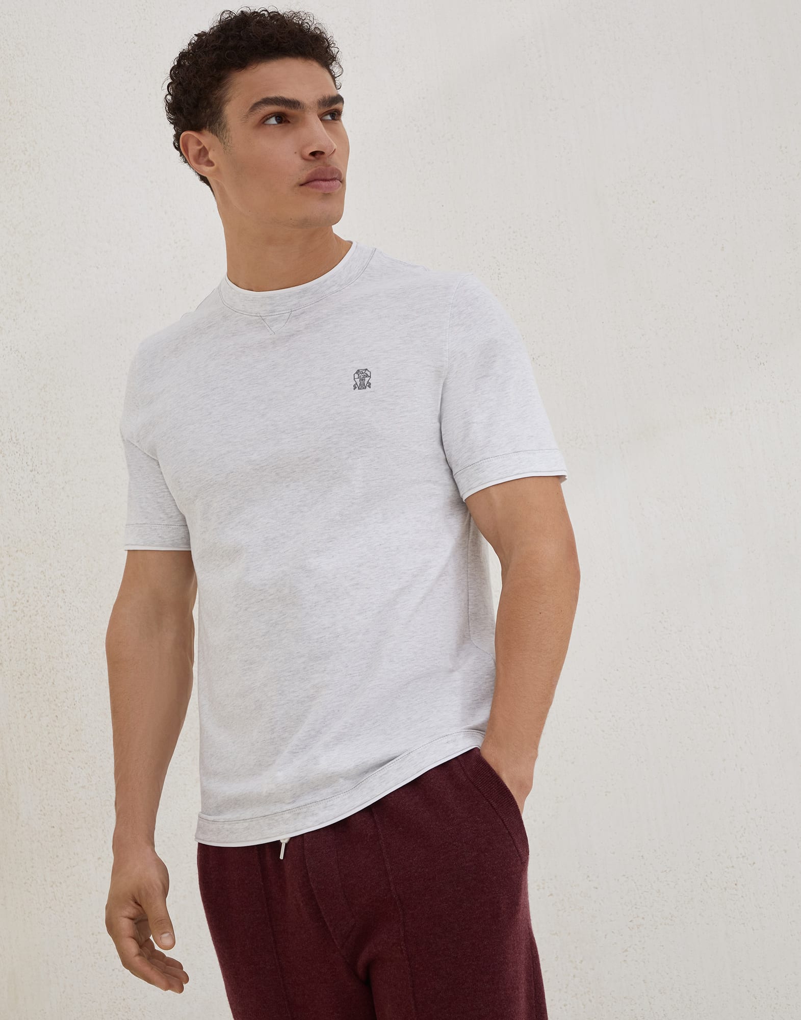 Футболка с эффектом наложения слоев Жемчужно-Серый Мужчина -
                        Brunello Cucinelli 