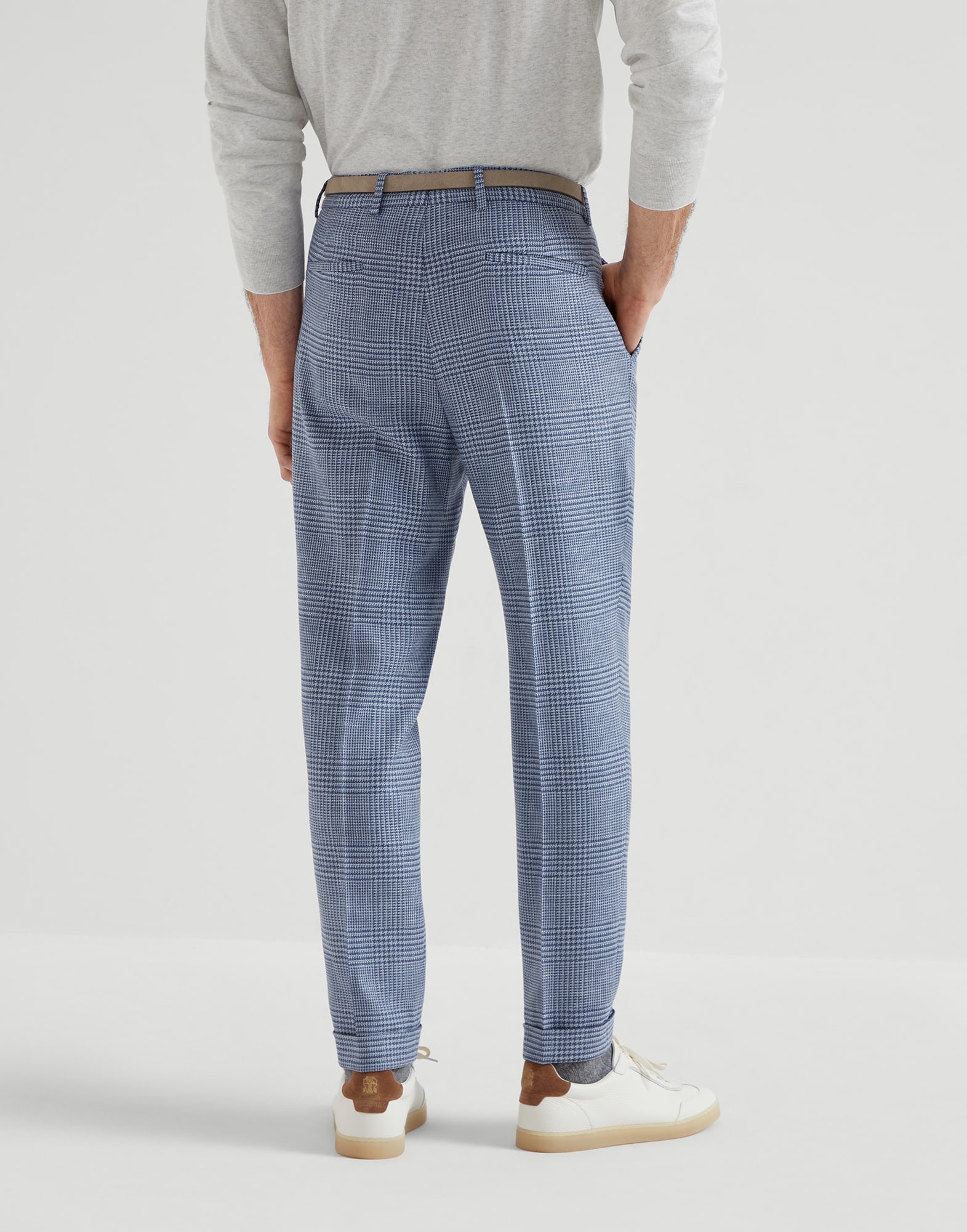 Pleated - Back view - View Full Screen