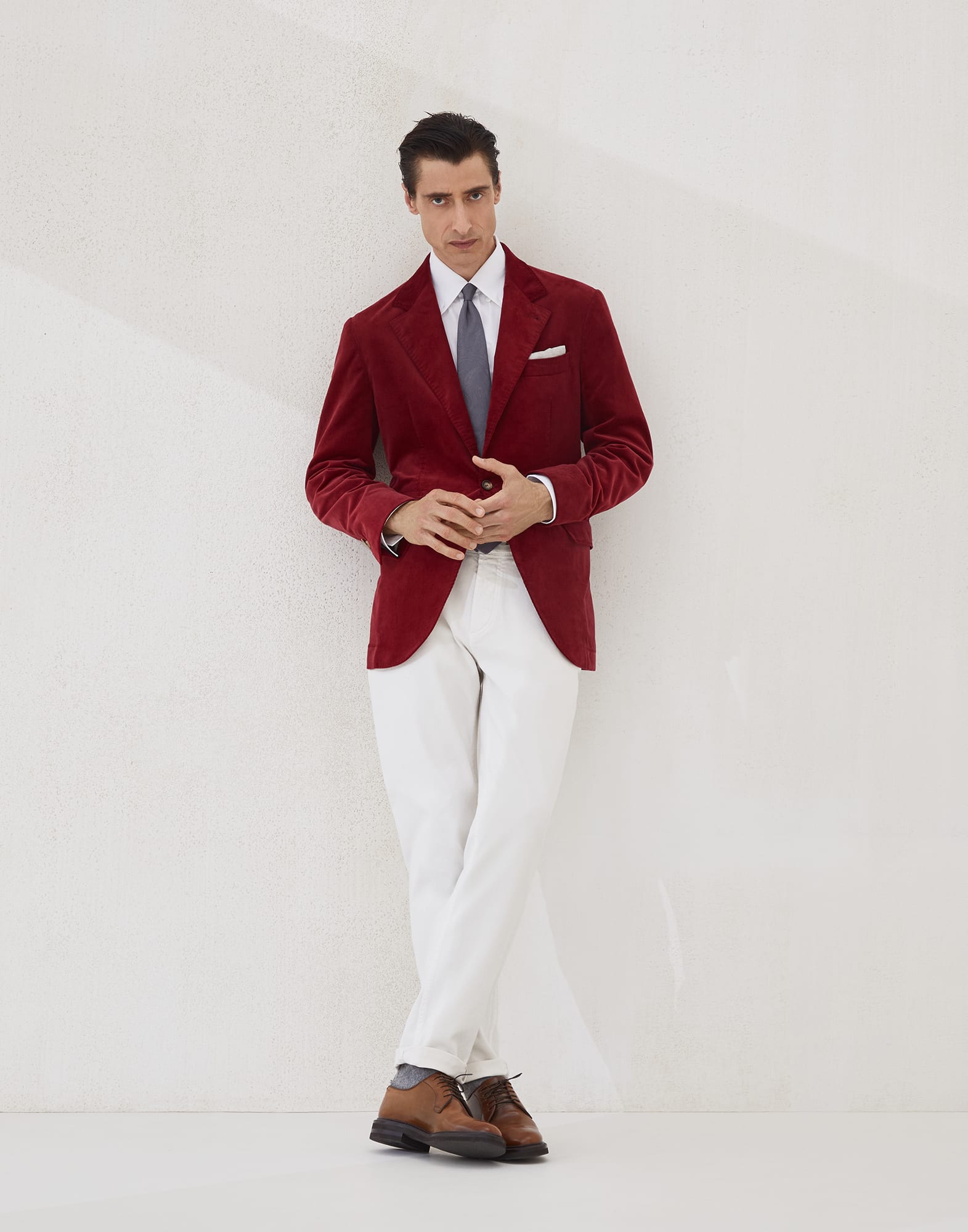 Single Breasted Blazer - Full look - View Full Screen