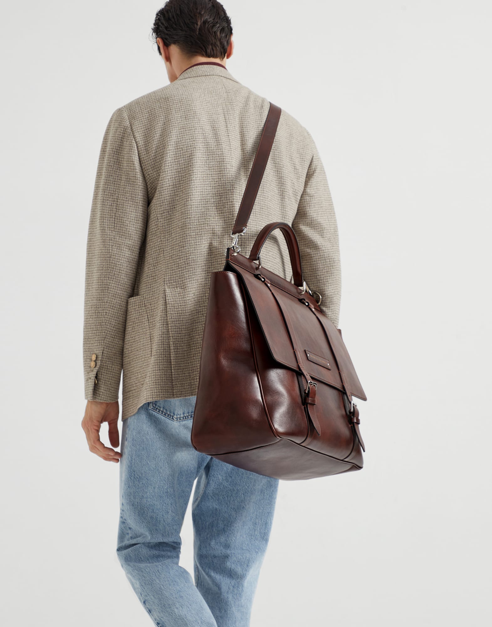 오피스 백 - 에디토리얼 뷰 - 전체 화면으로 보기