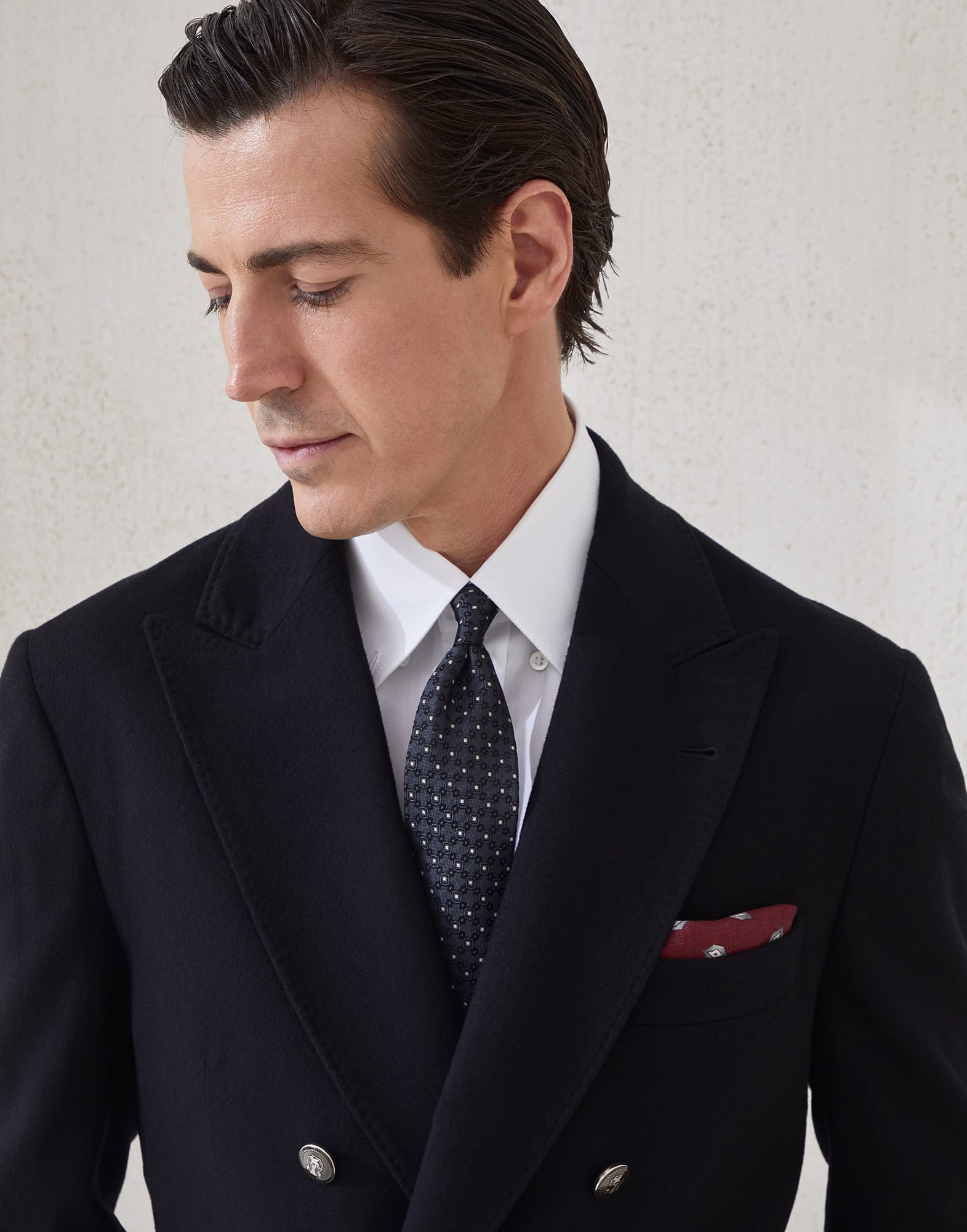 Tie - Editorial view - View Full Screen