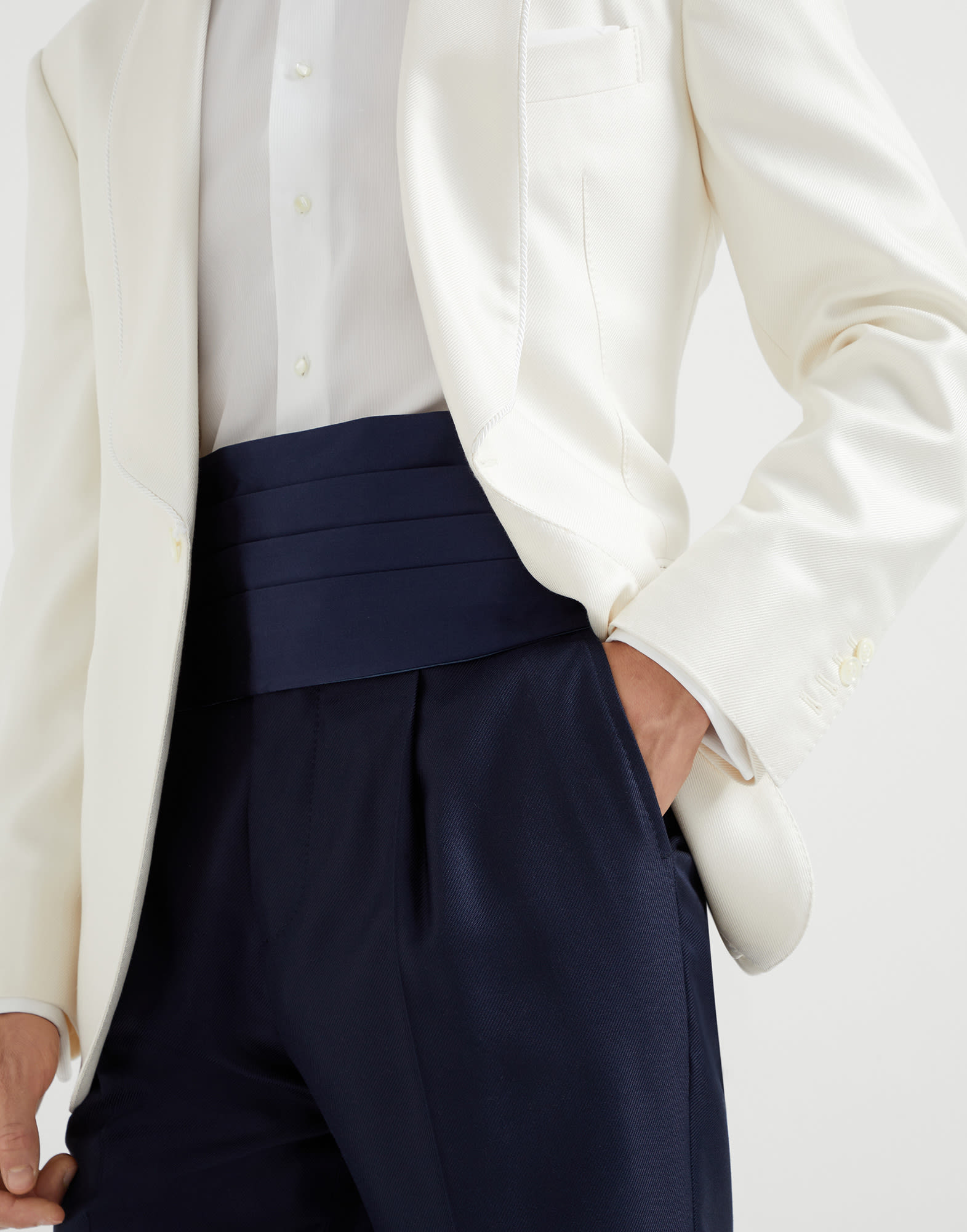 イブニングアクセサリー - エディトリアル - 全画面表示