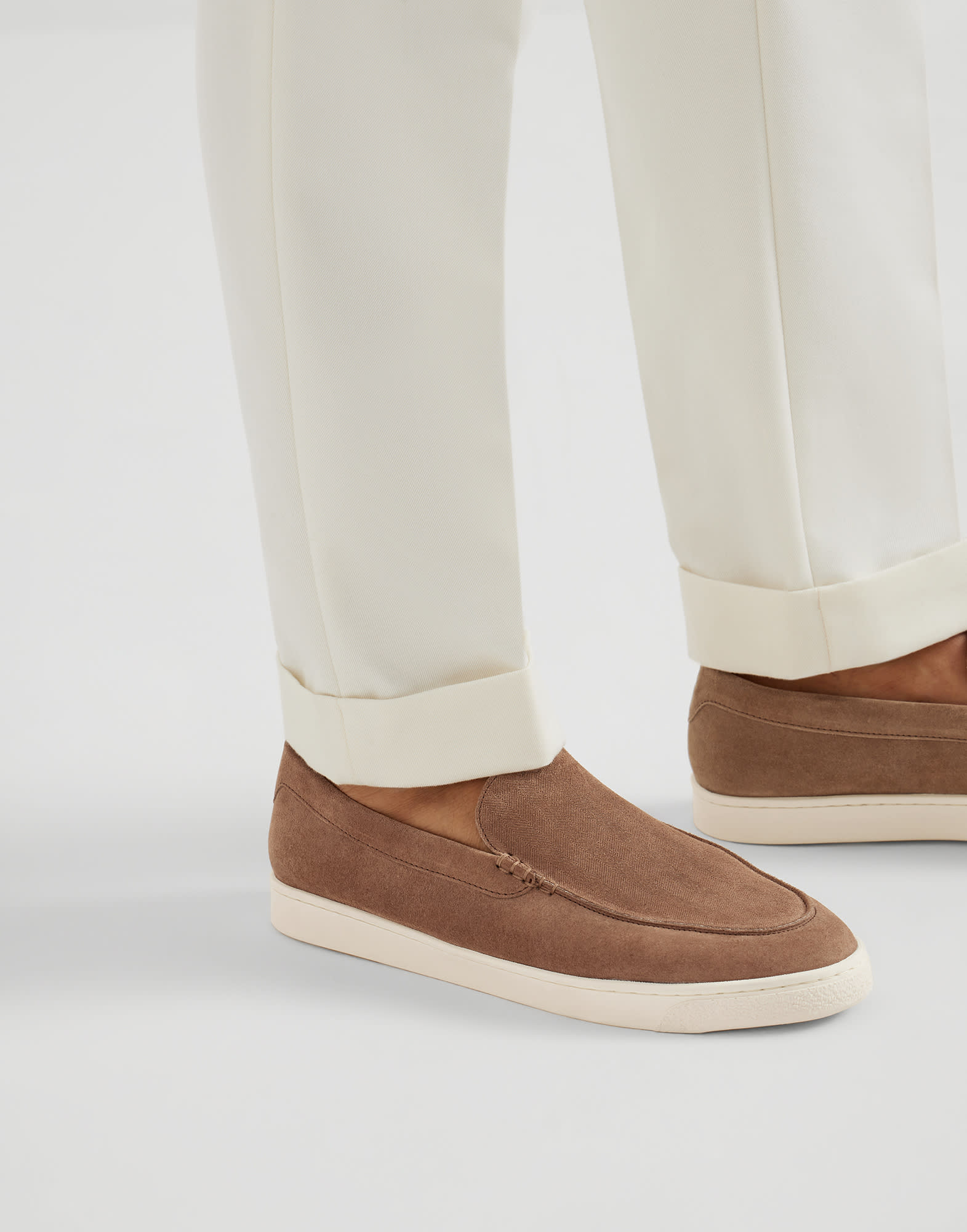 Sneakers - Editorial view - View Full Screen