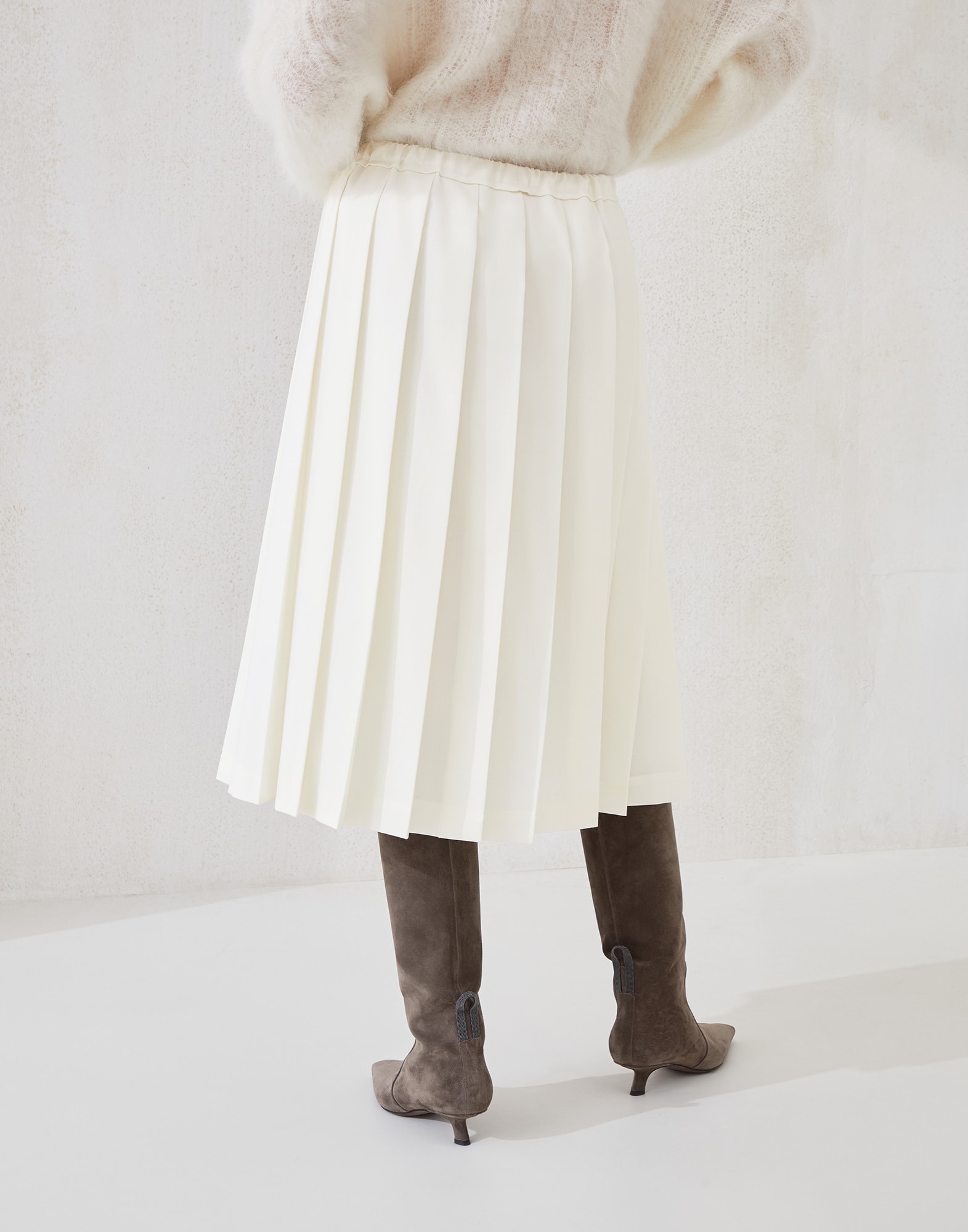 ミモレ丈スカート - 後ろ - 全画面表示