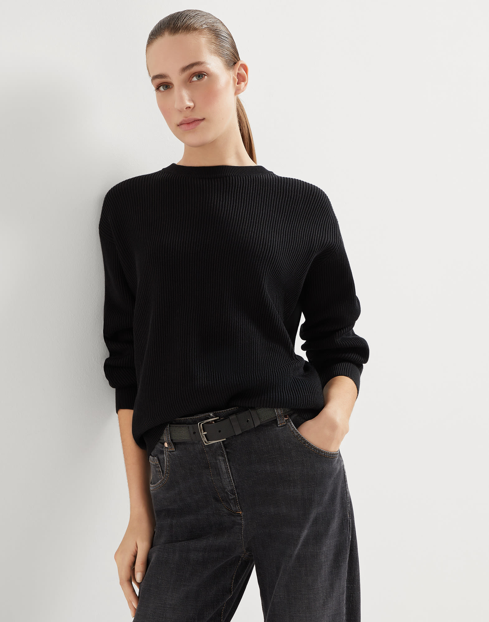 Crewneck - Editorial view - View Full Screen