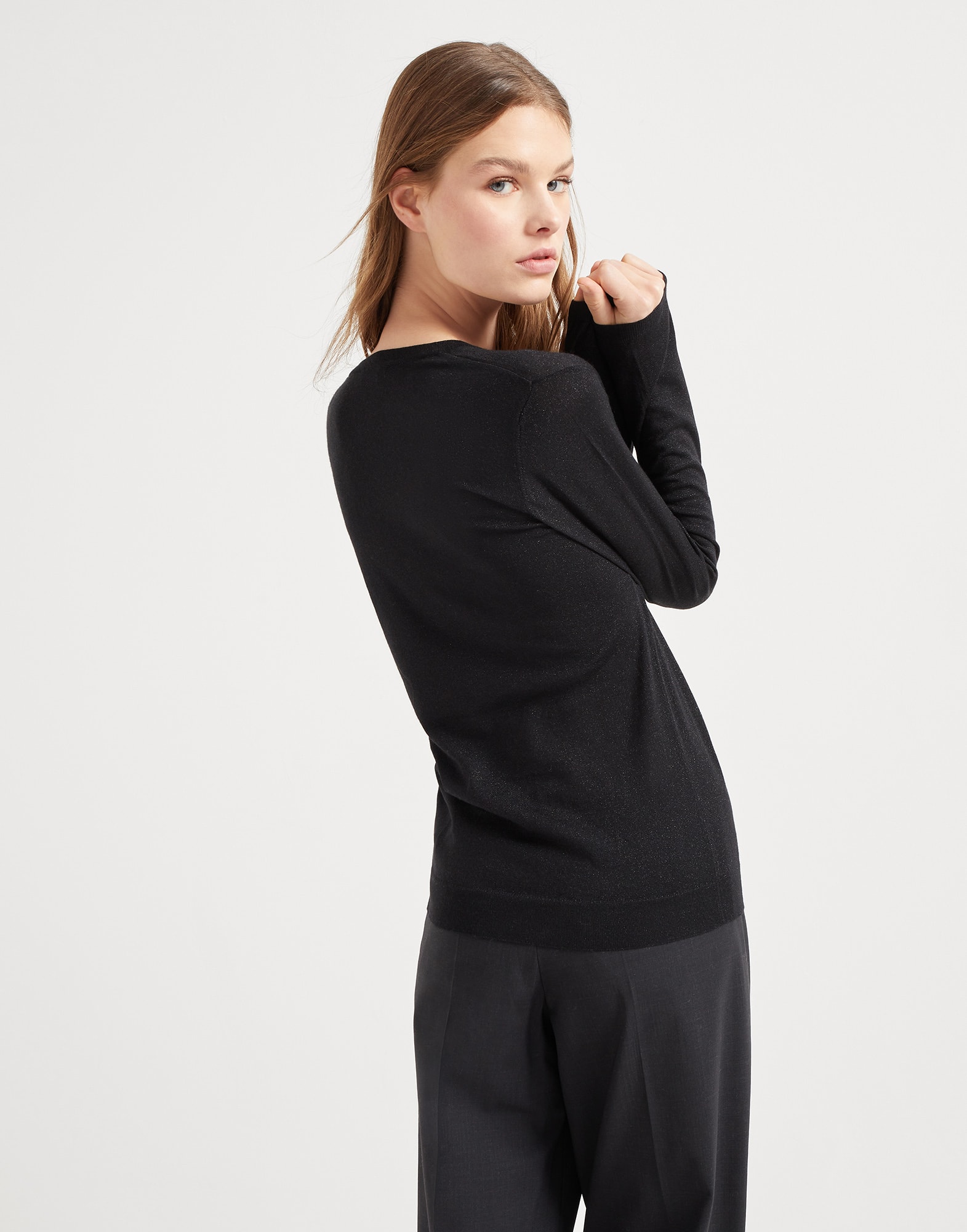 V-neck - Back view - View Full Screen