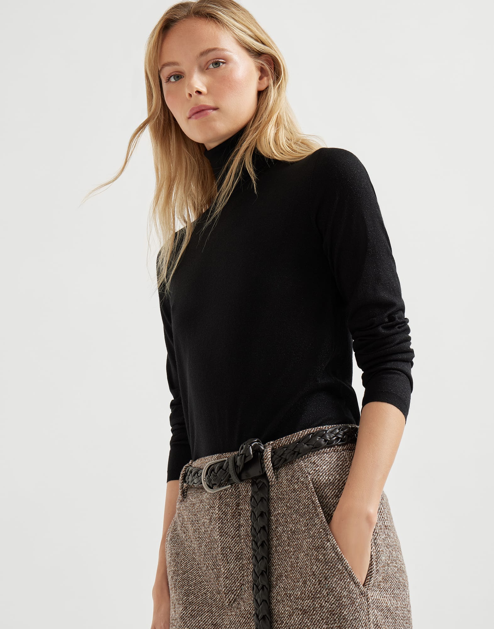 高领针织衫 - 小编视角 - 正面观看 - 全屏观看