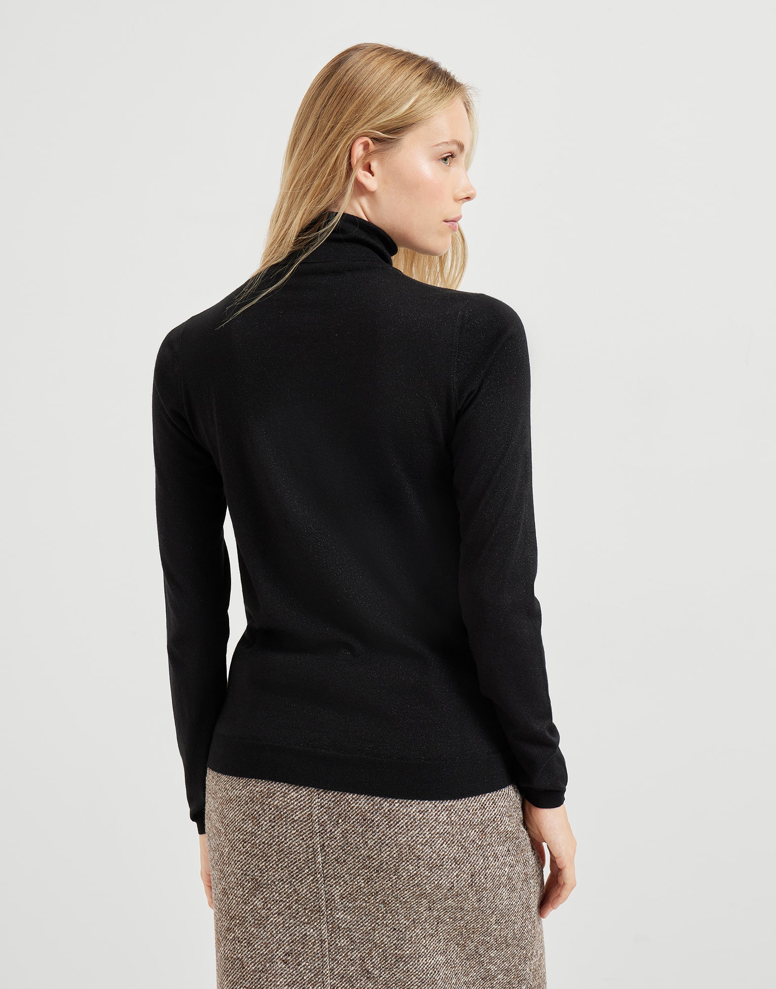 高领针织衫 - 背面视角 - 正面观看 - 全屏观看