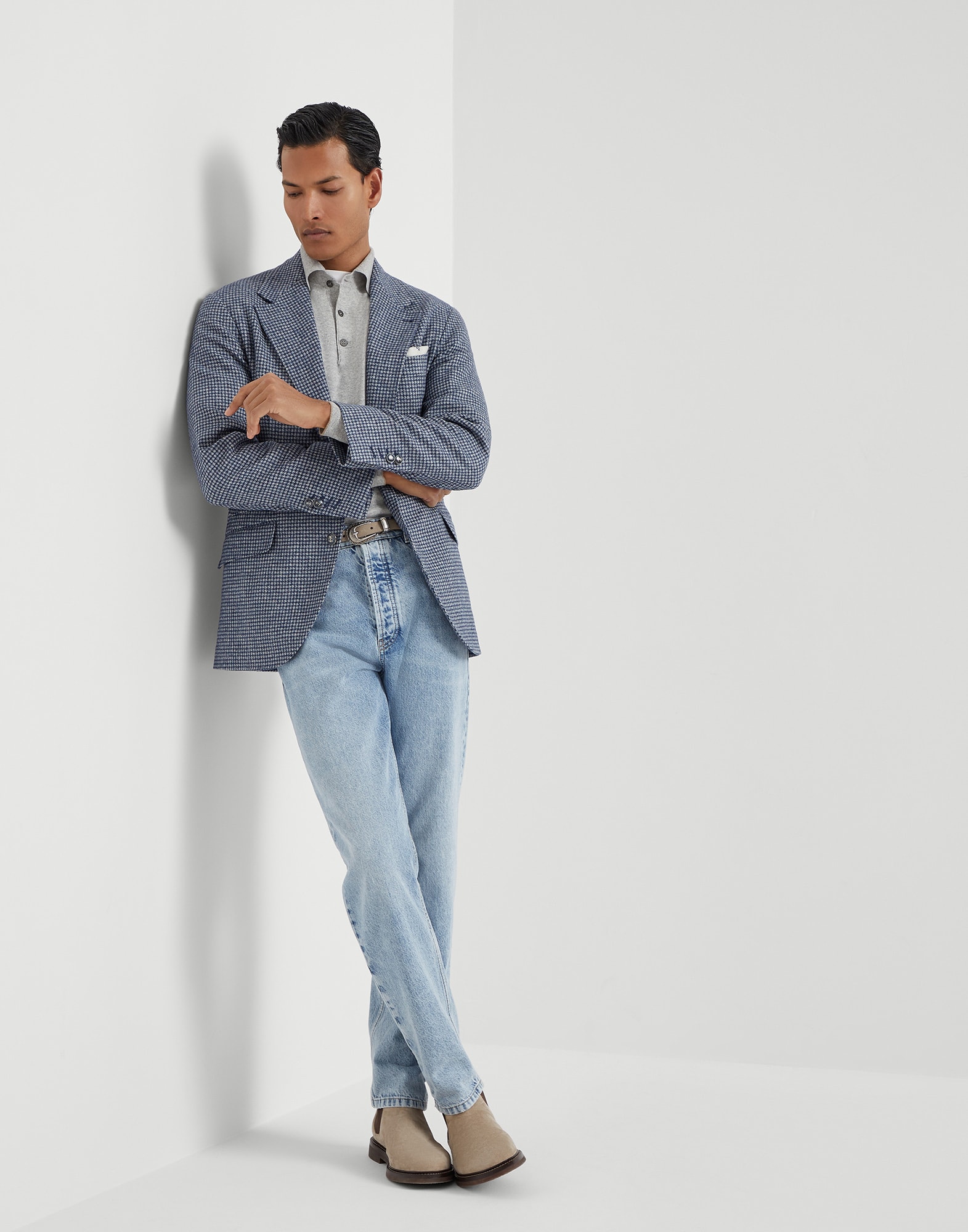 Chaqueta de Botonadura Simple - Vista look completo - Ver pantalla completa