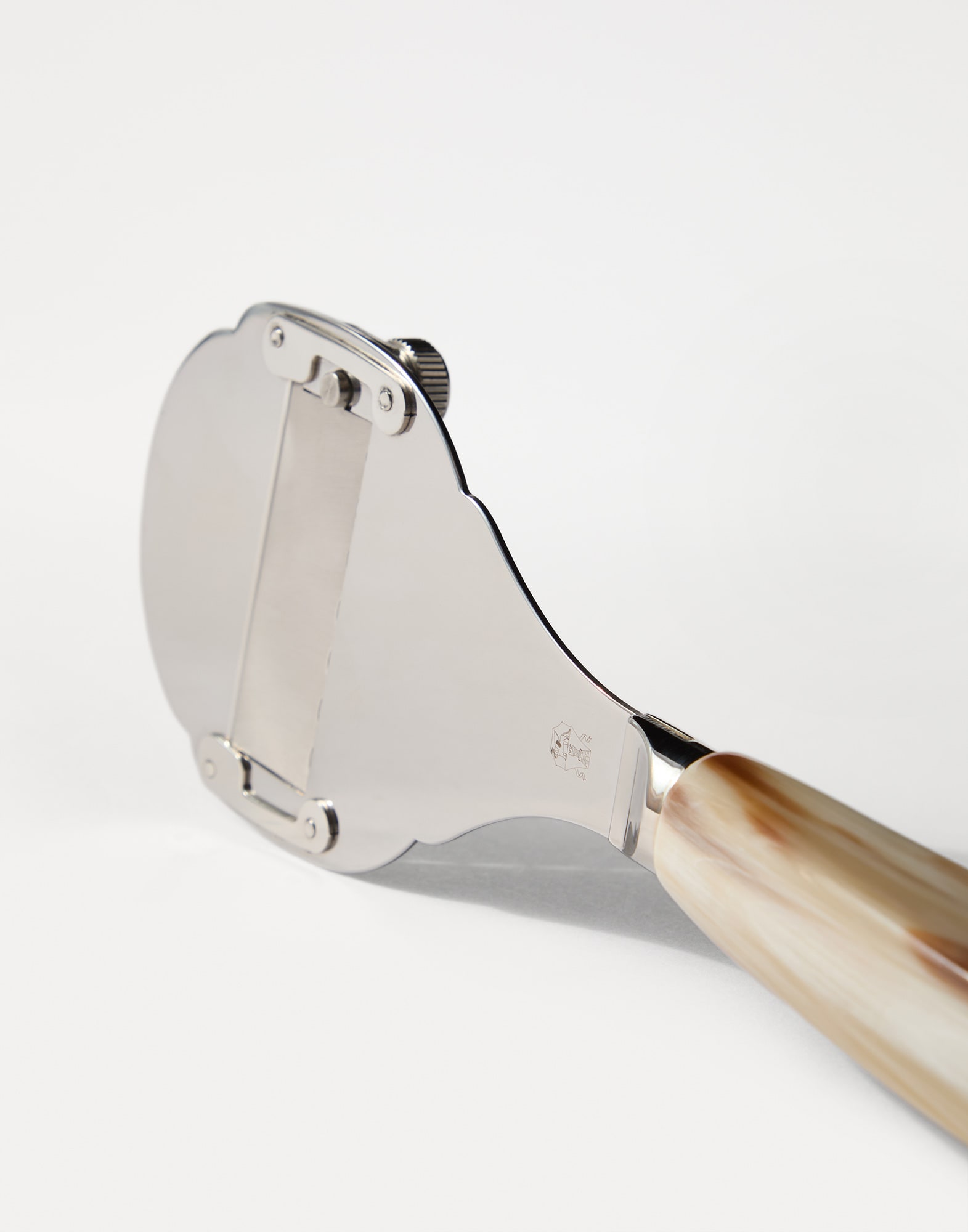 Serving Cutlery - Detail view - View Full Screen