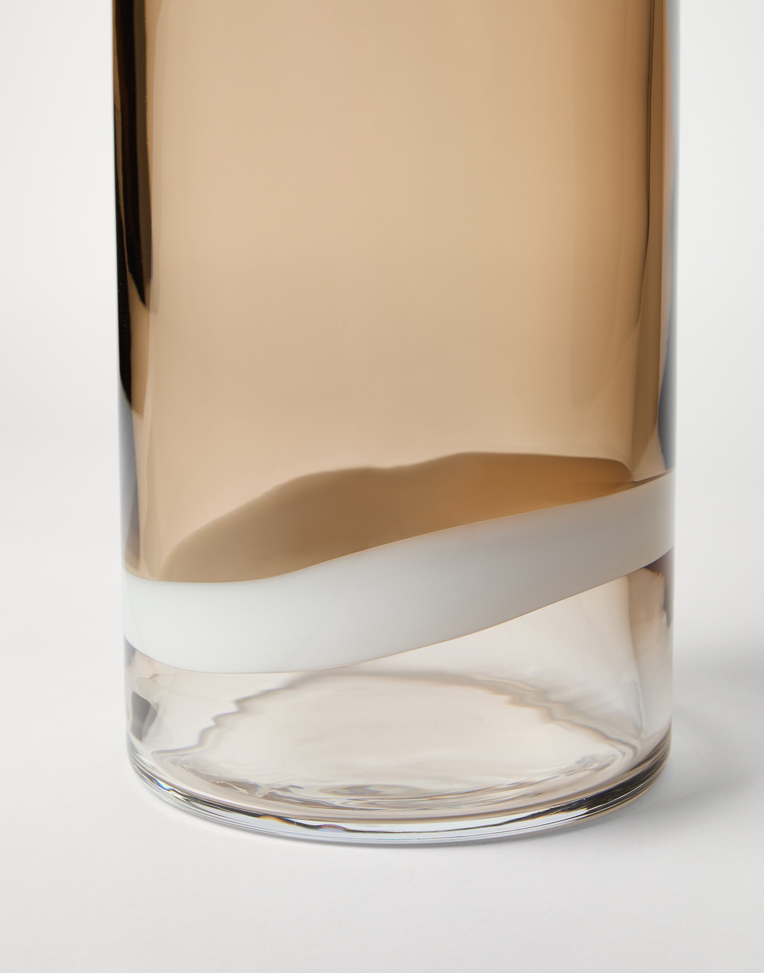 Vases - Detail view - View Full Screen