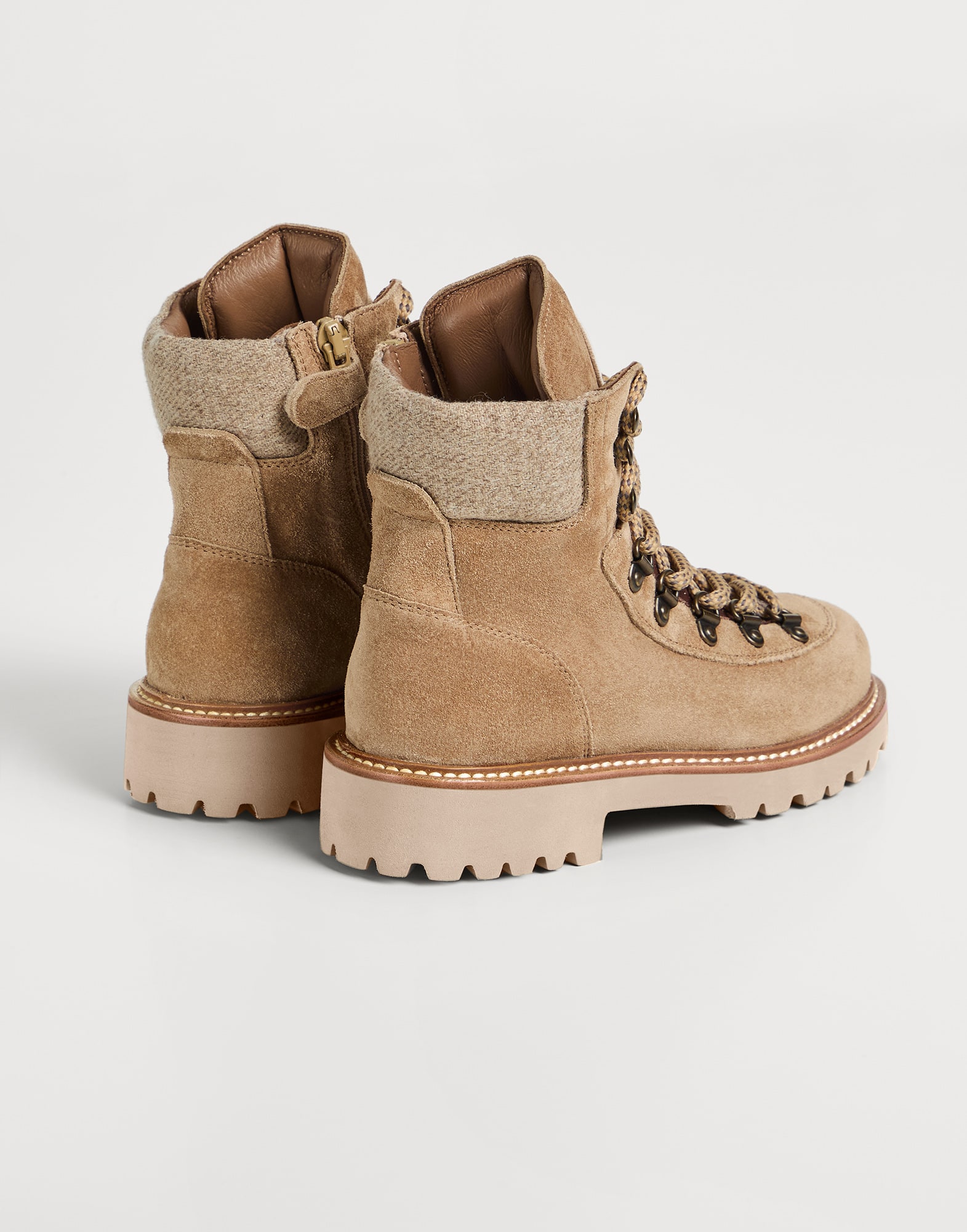 Boots - Vista trasera - Ver pantalla completa