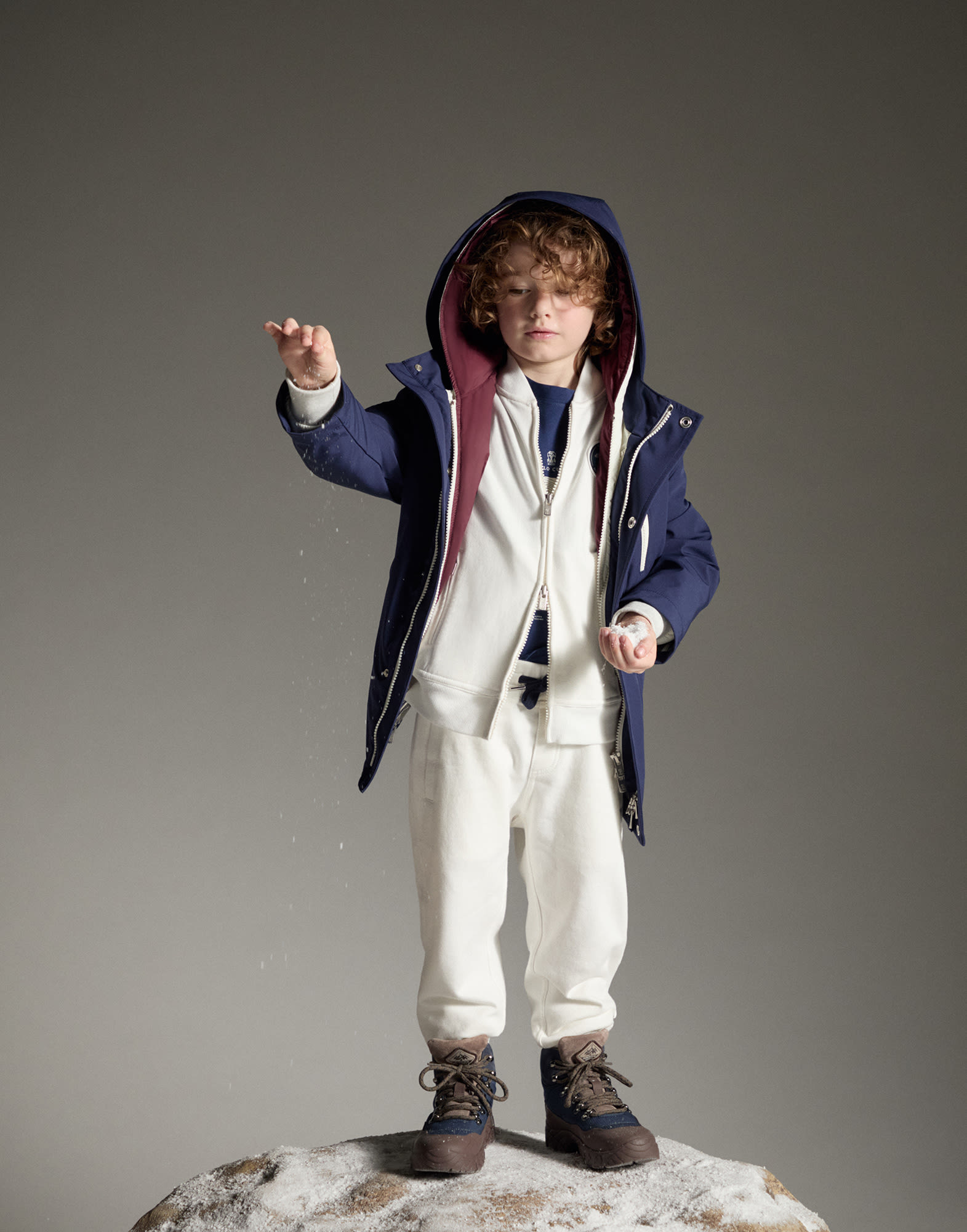 上装 - 全身视角 - 正面观看 - 全屏观看