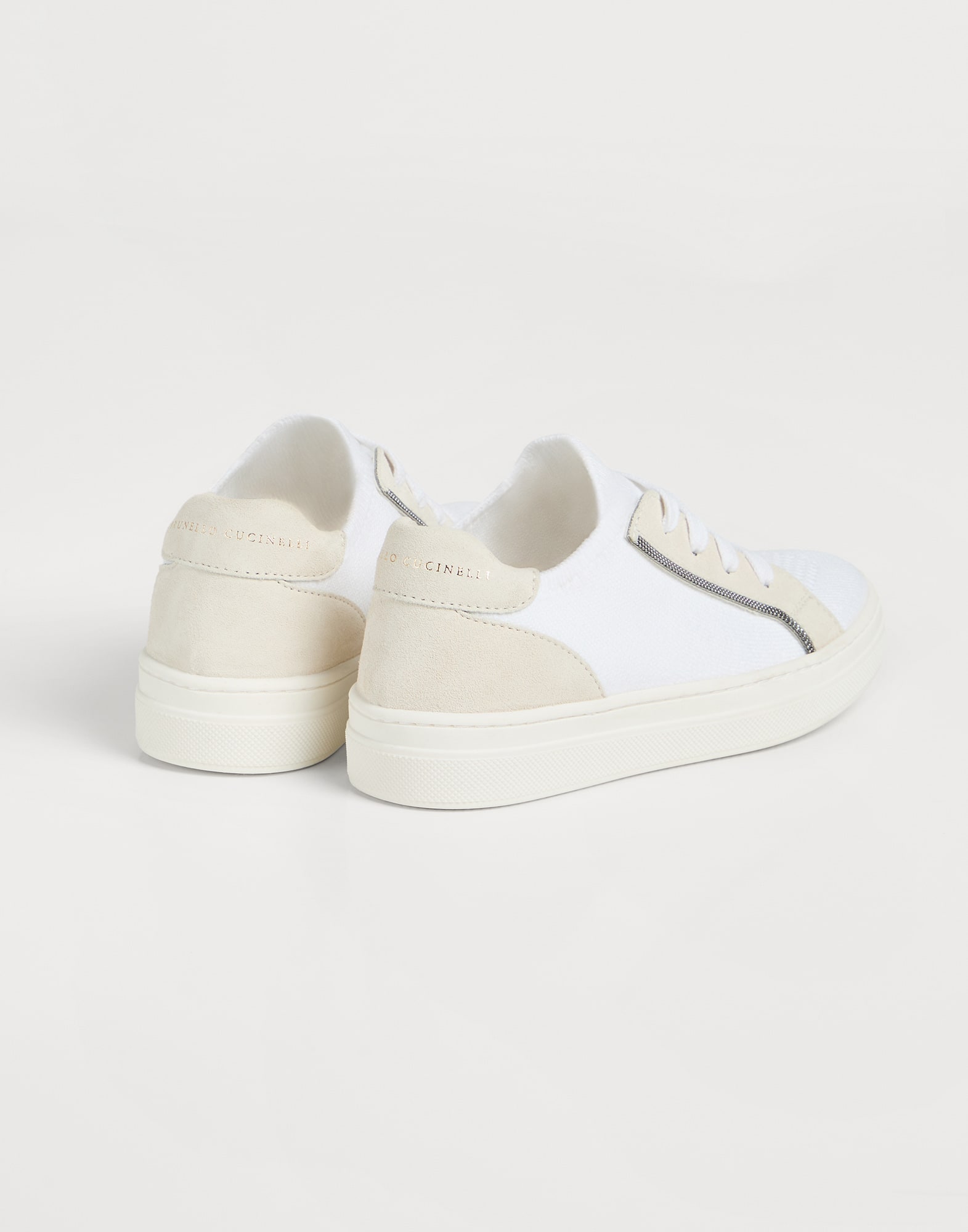 スニーカー - 後ろ - 全画面表示