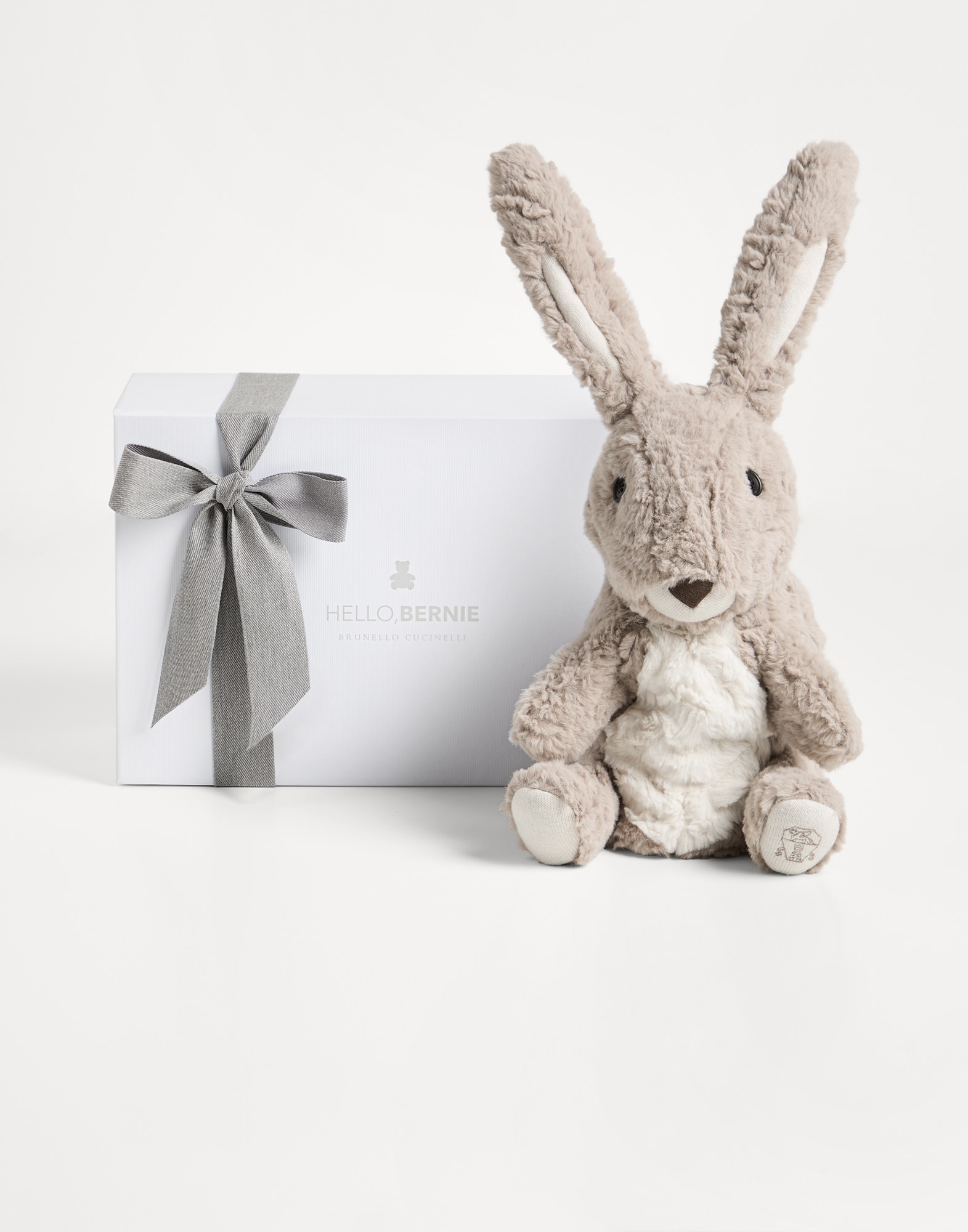 Puppets - Full look - View Full Screen