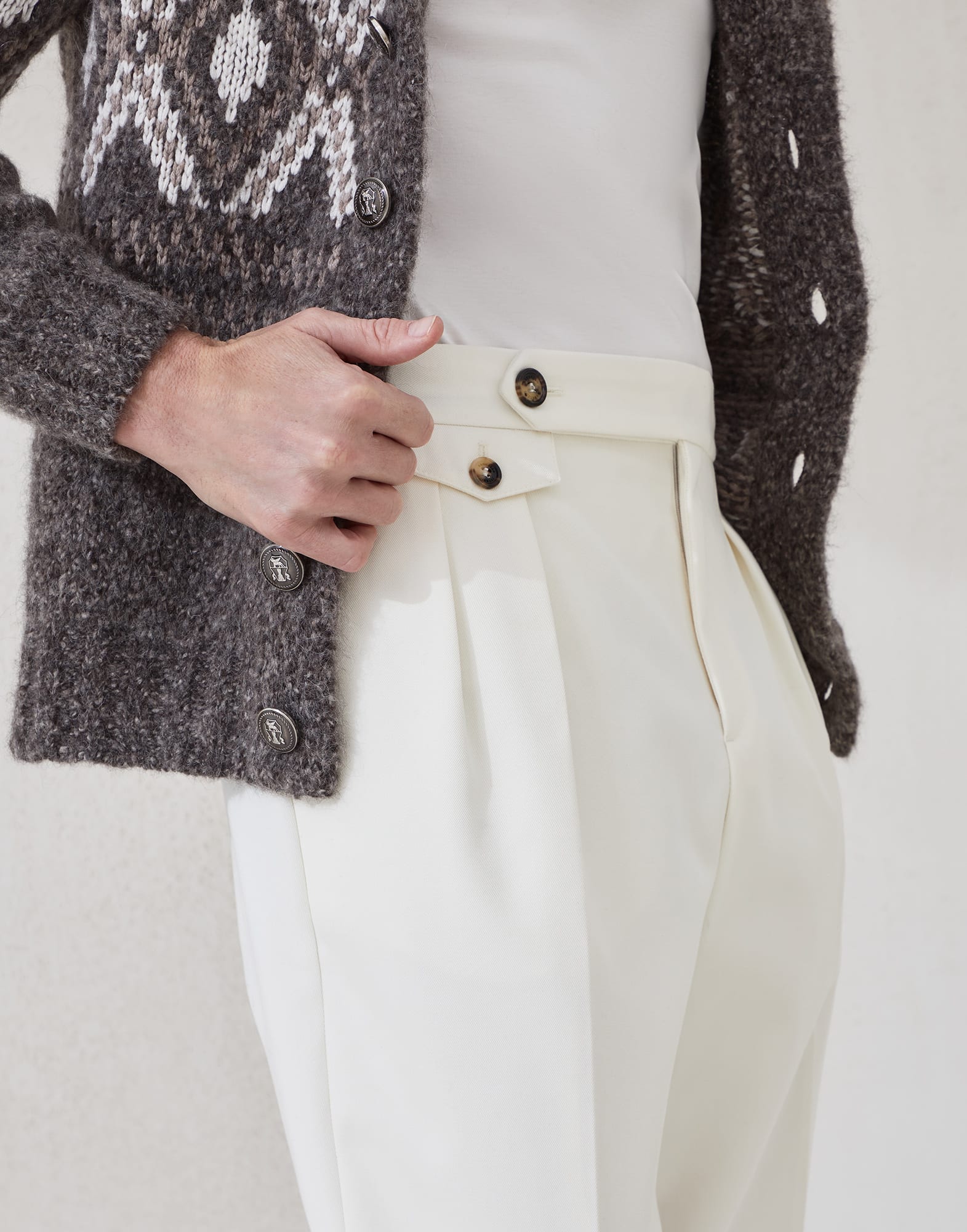 Pleated - Detail view - View Full Screen