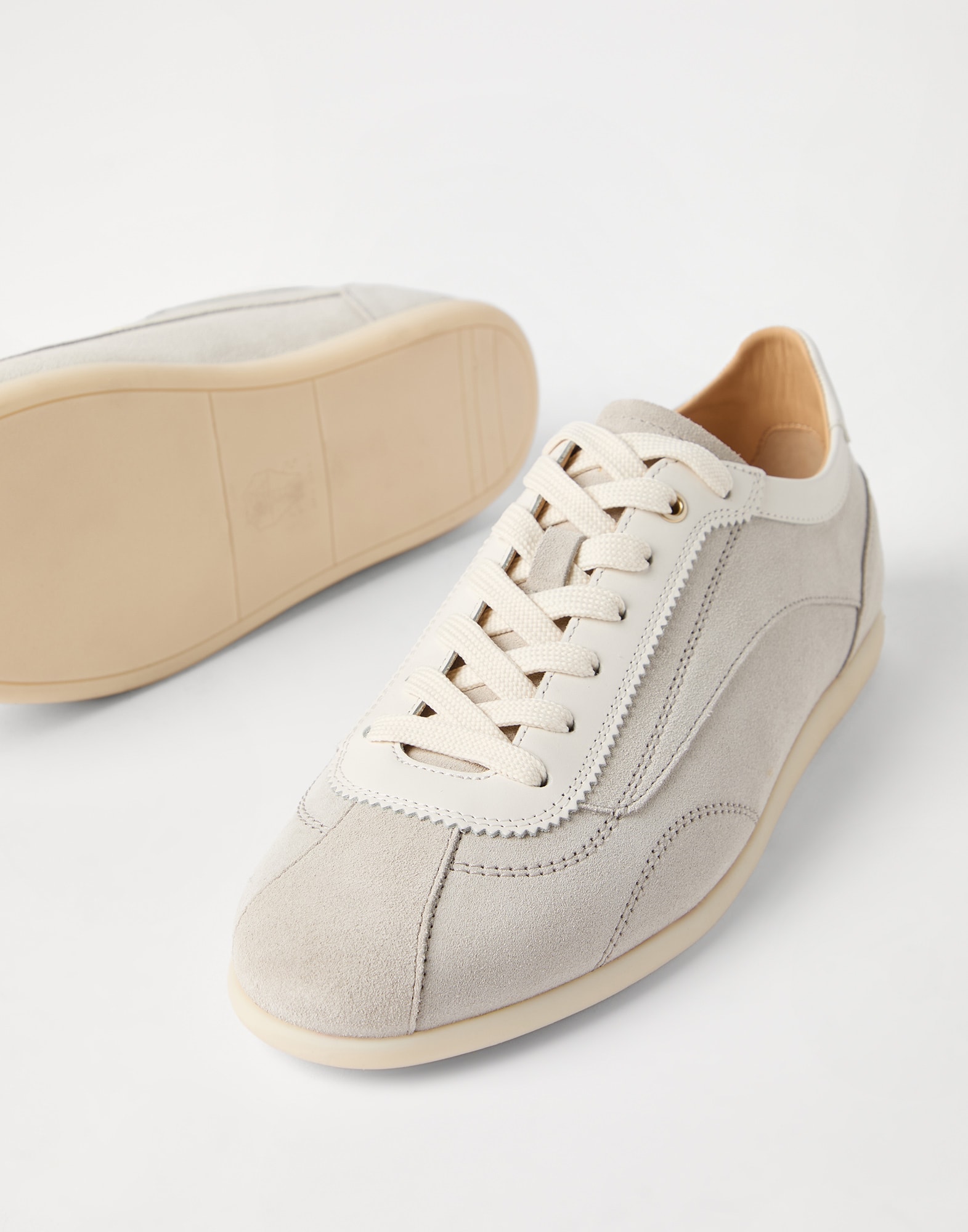 Sneakers - Detail view - View Full Screen