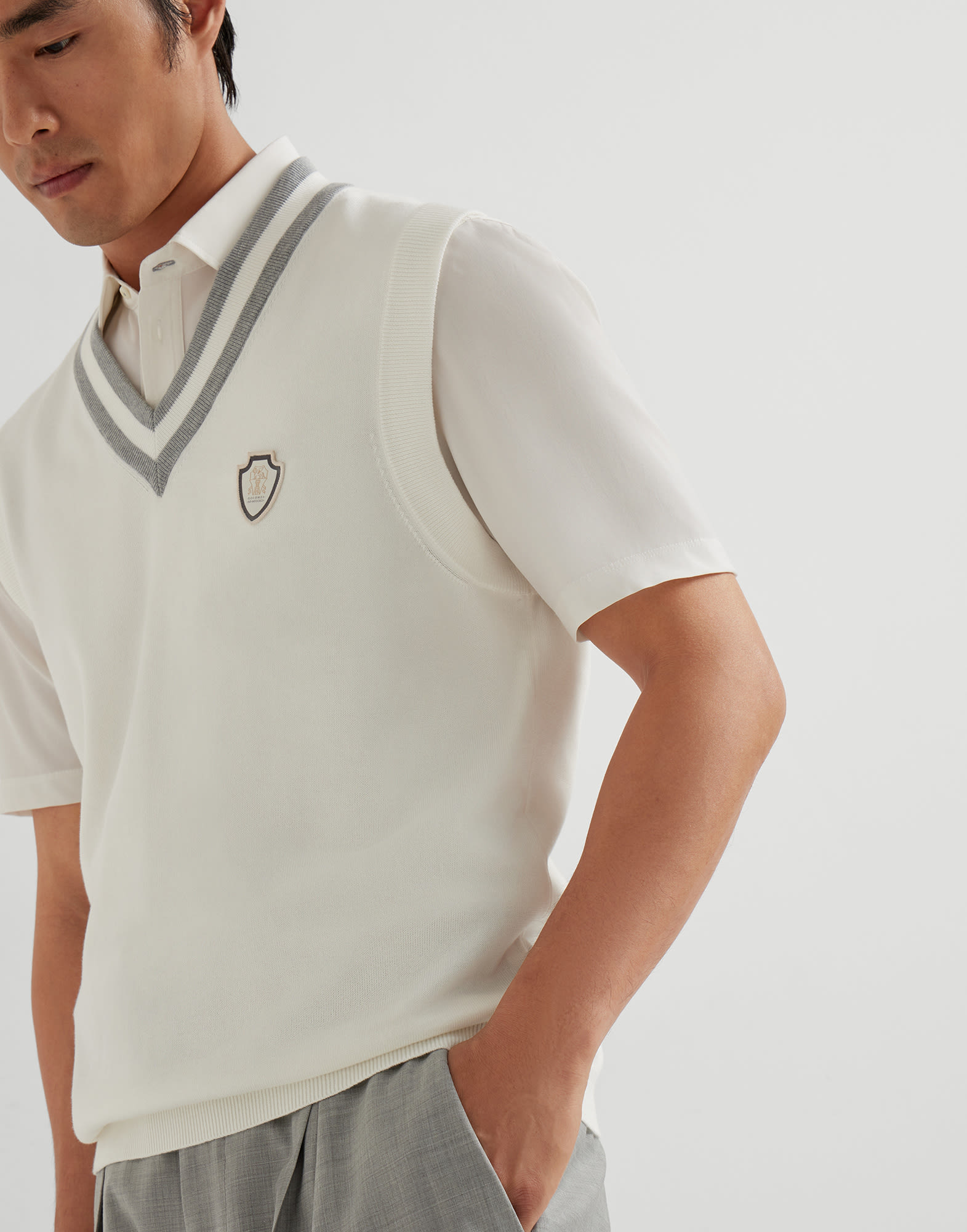 V-neck - Detail view - View Full Screen