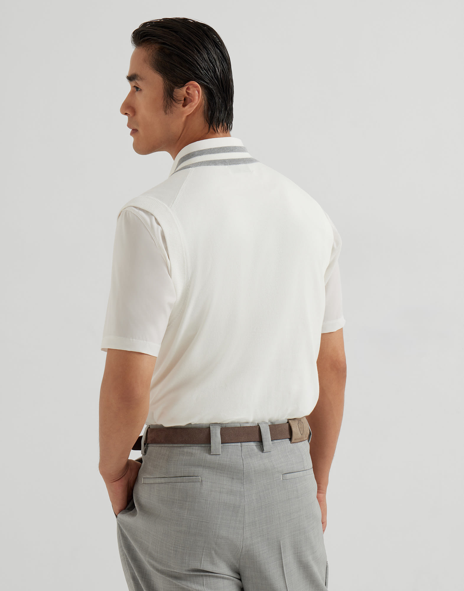 V-neck - Back view - View Full Screen