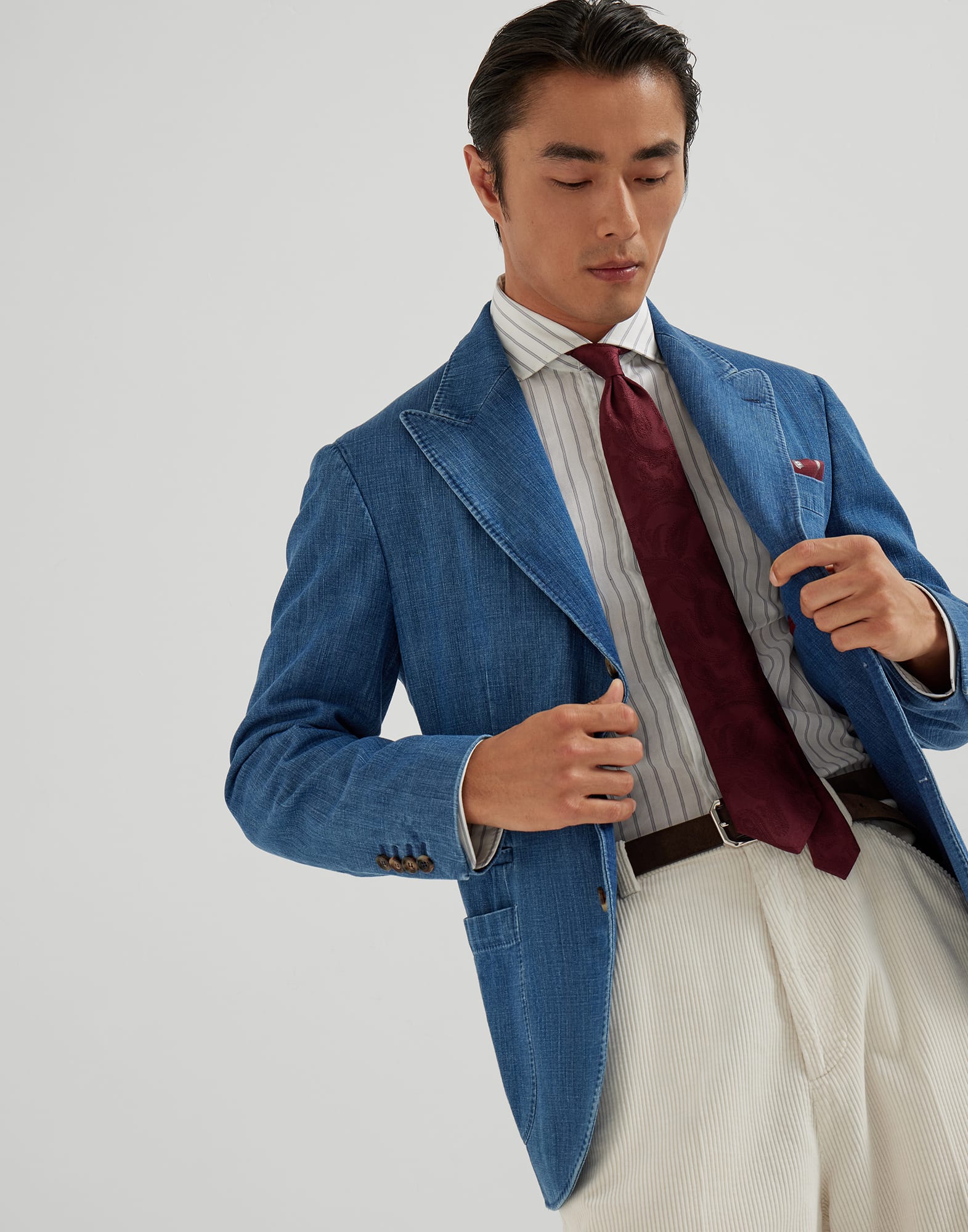 Свободного кроя Easy - Редакционная фотография - Посмотреть во весь экран