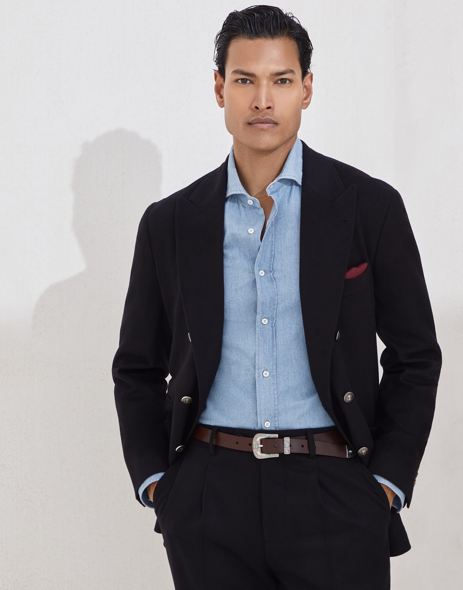 瘦身版型衬衫 - 小编视角 - 正面观看 - 全屏观看