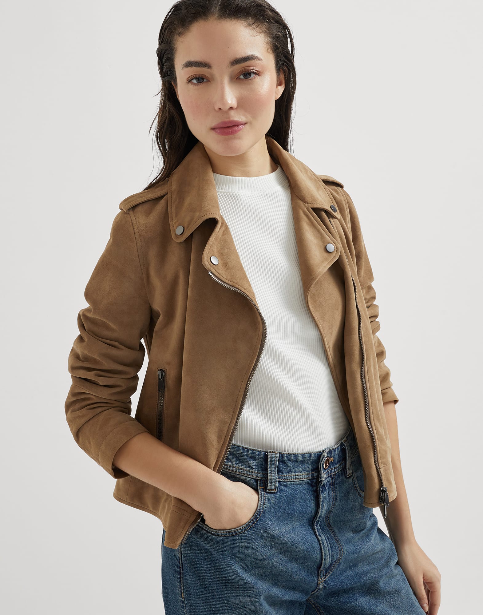 レザー - エディトリアル - 全画面表示