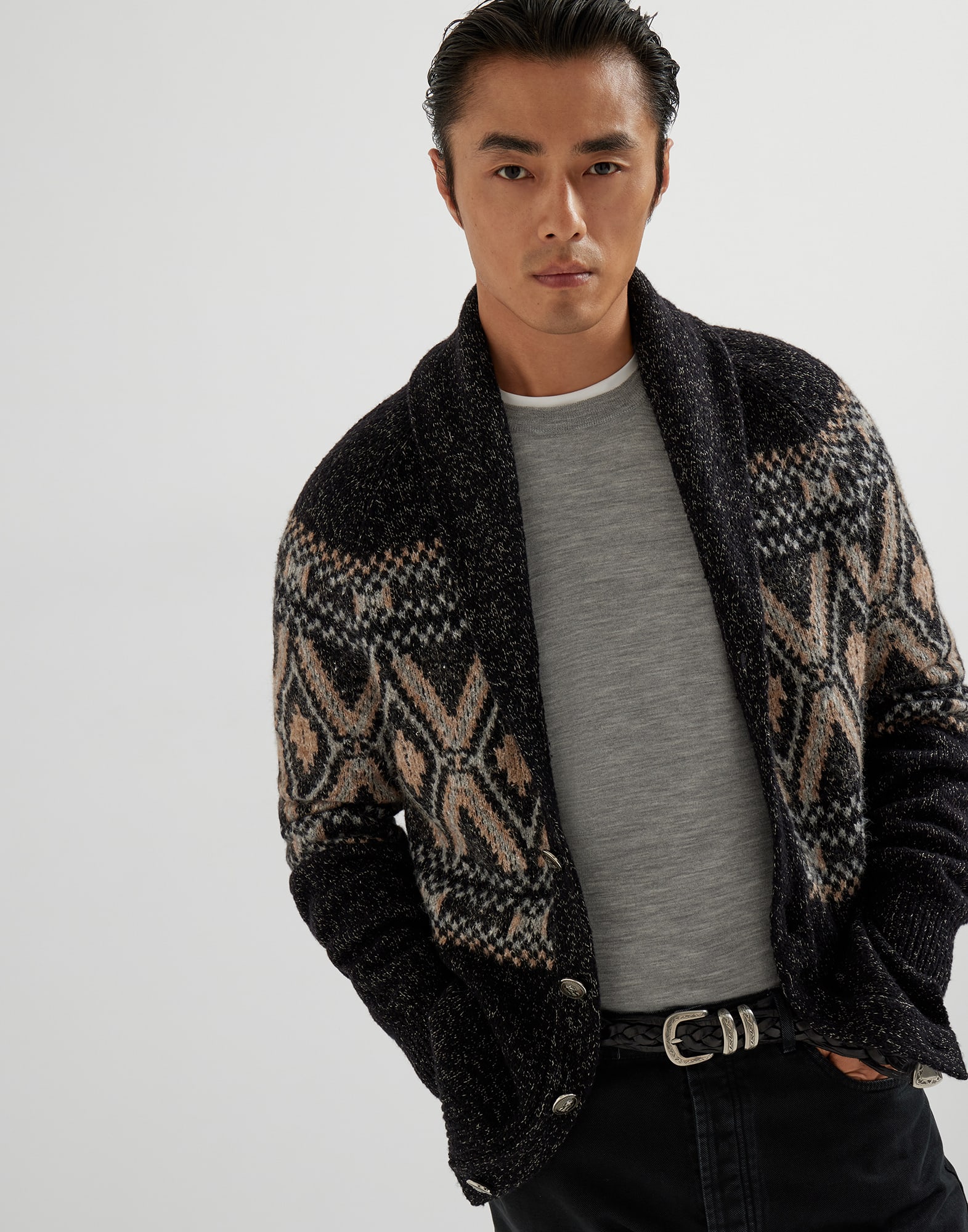 Cuello Redondo - Vista editorial - Ver pantalla completa