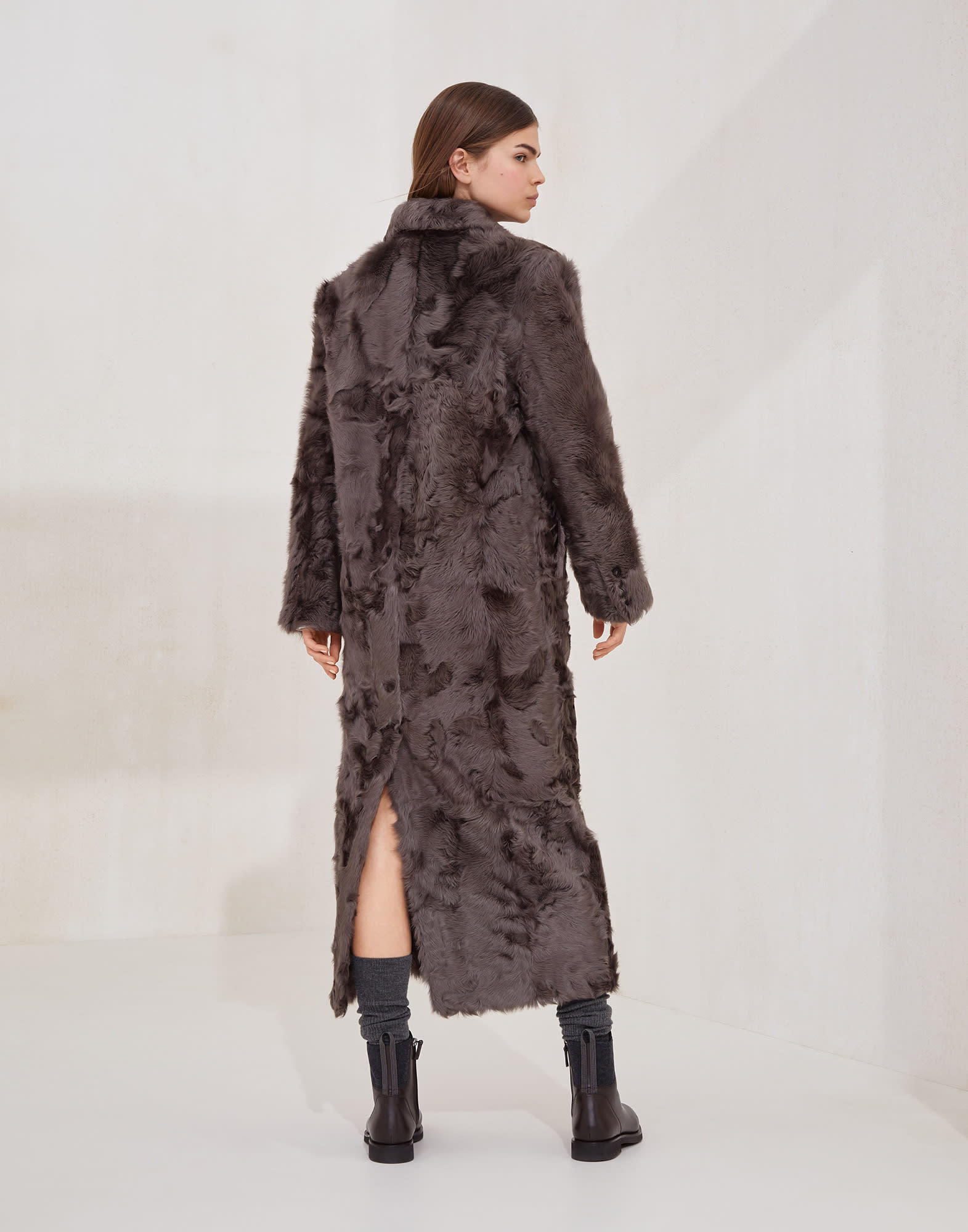 皮革 - 背面视角 - 正面观看 - 全屏观看