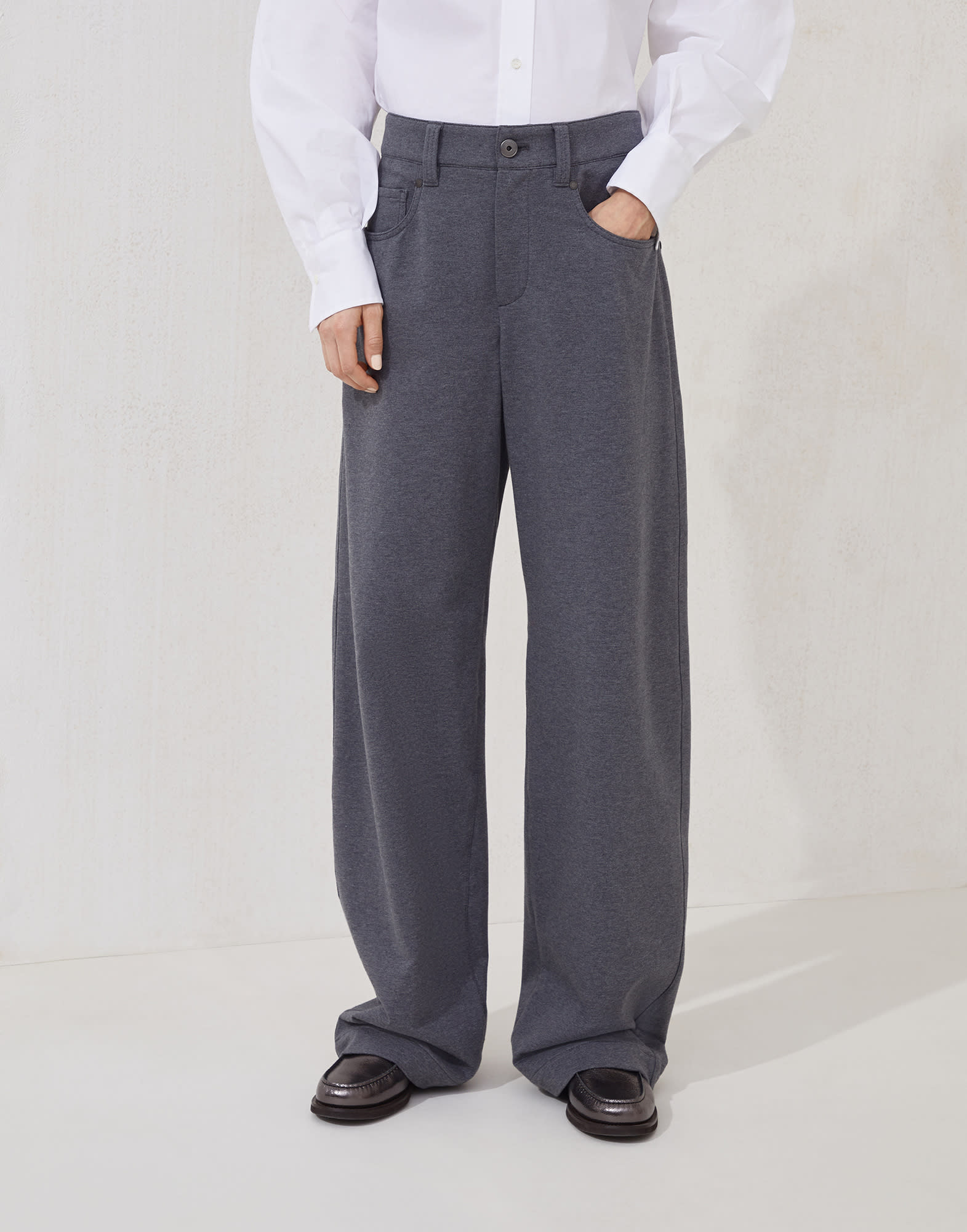 Wide - Front view - View Full Screen