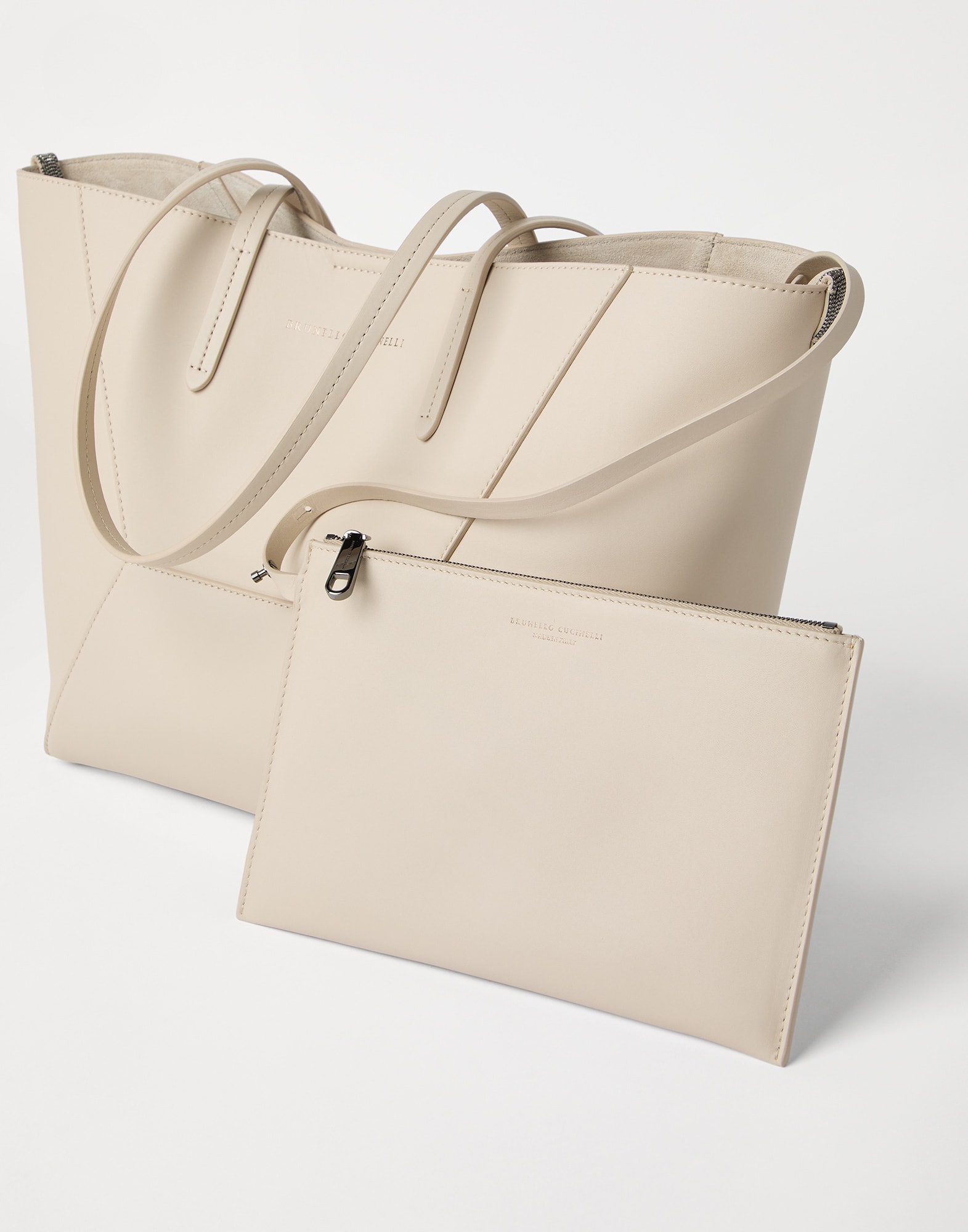 Shopper - Full look - View Full Screen