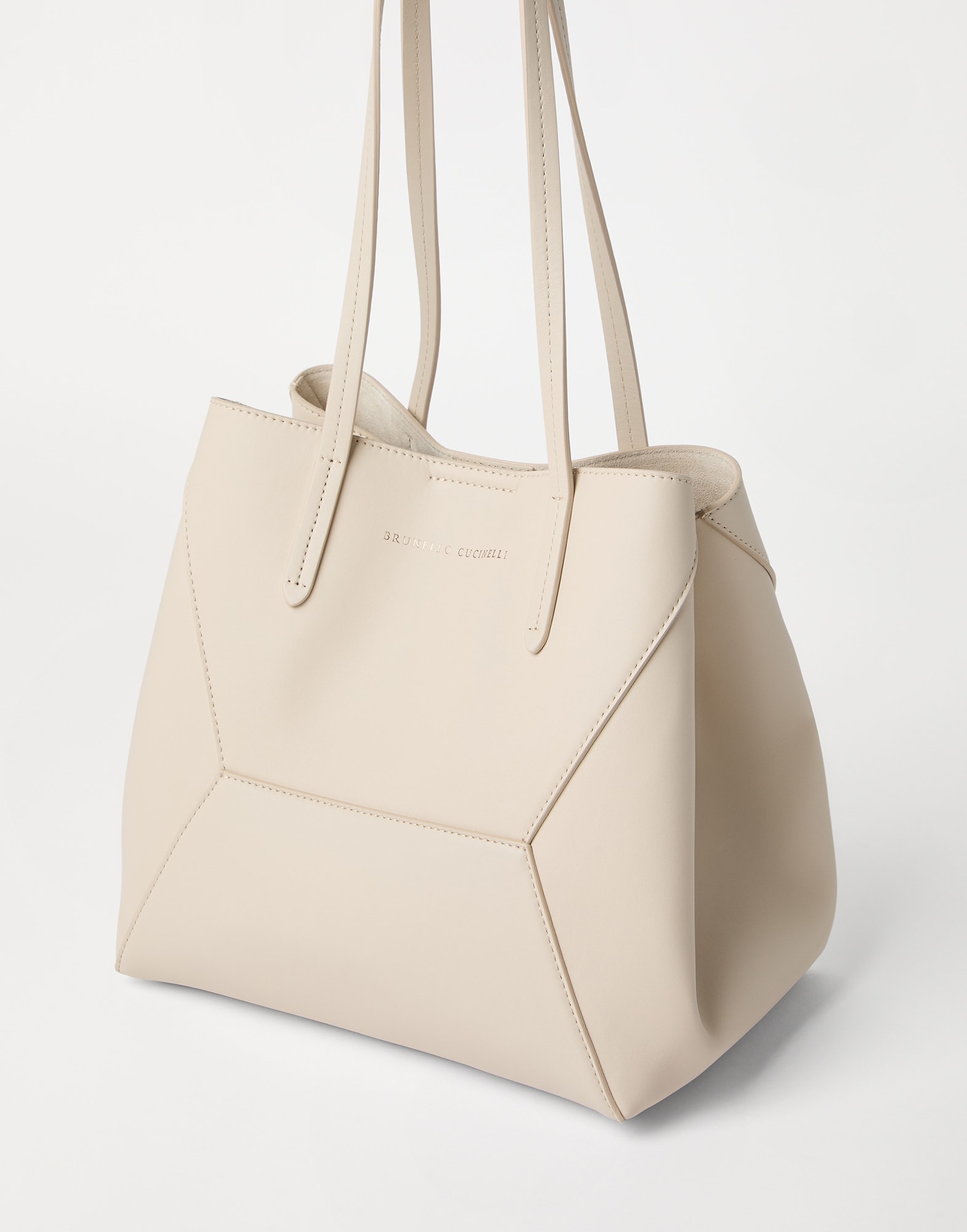 Shopper - Detail view - View Full Screen