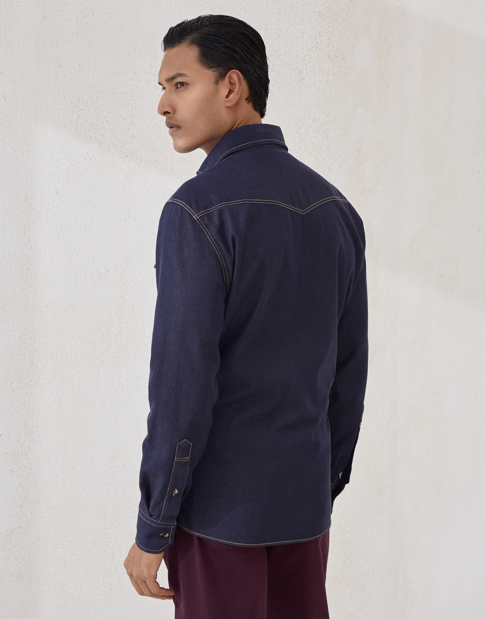 Easy - Back view - View Full Screen